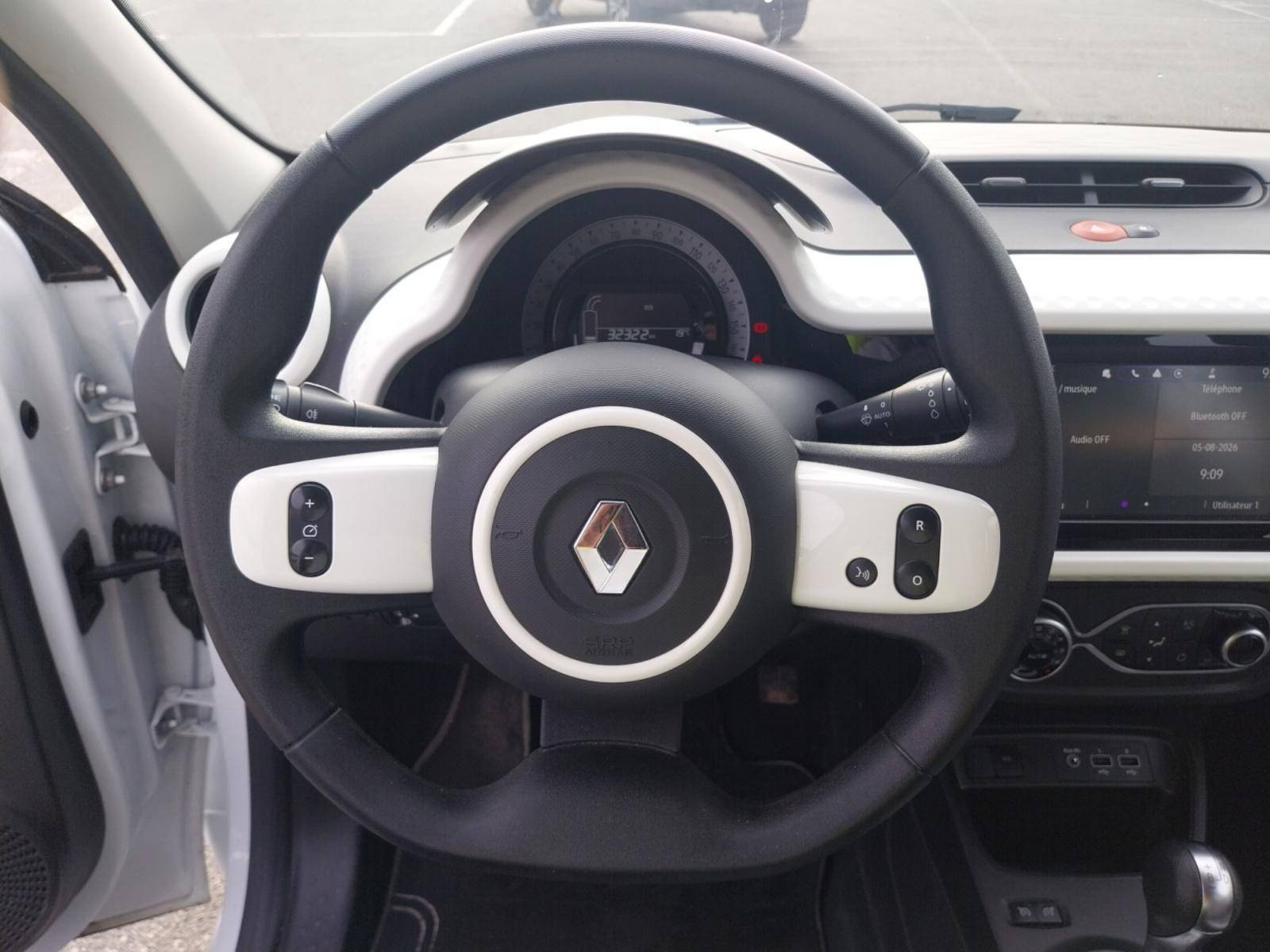 Vente en ligne Renault Twingo Electrique Twingo III E-Tech au prix de 12 990 €