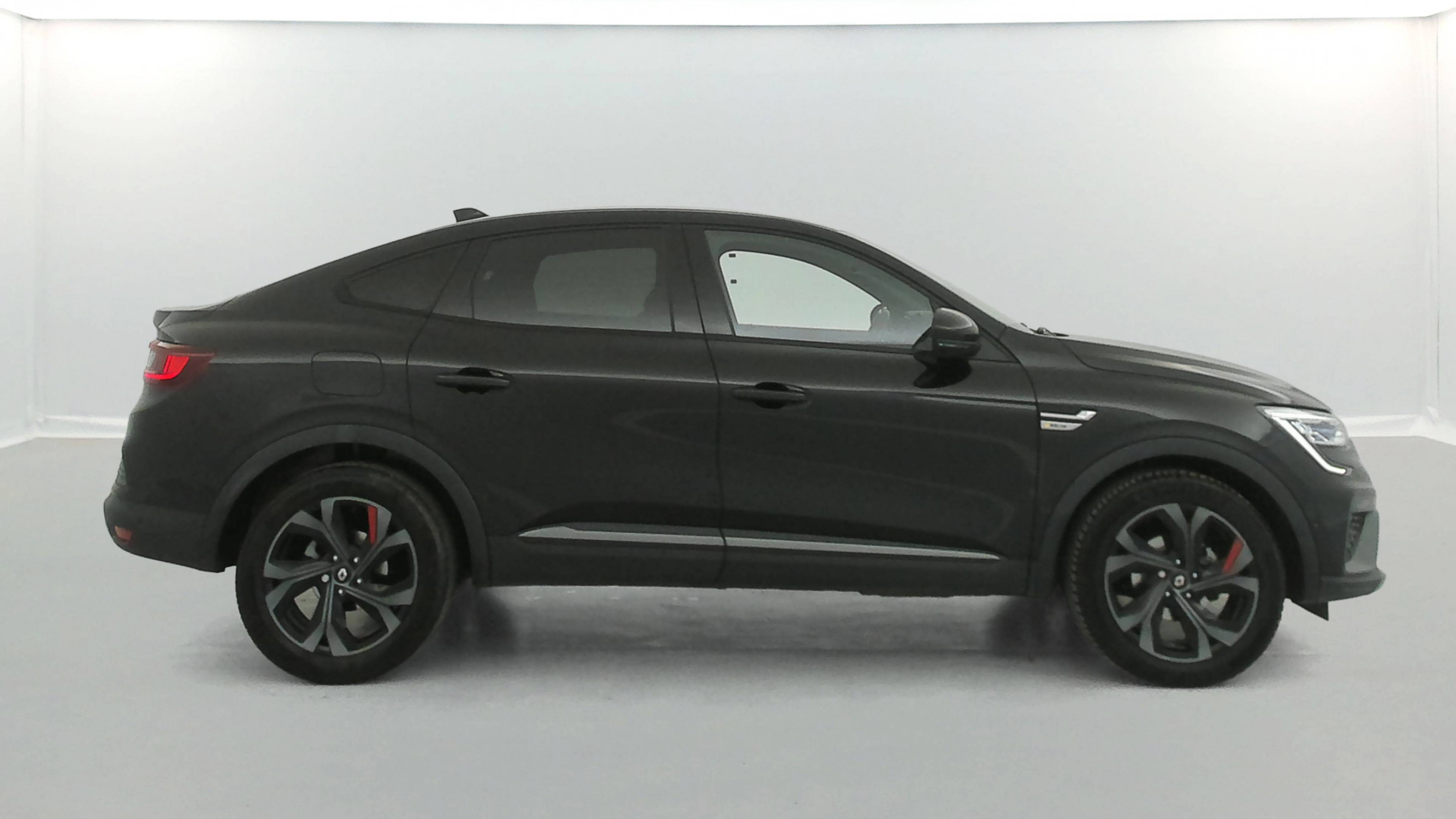 Vente en ligne Renault Arkana  E-Tech 145 - 21B au prix de 20 790 €