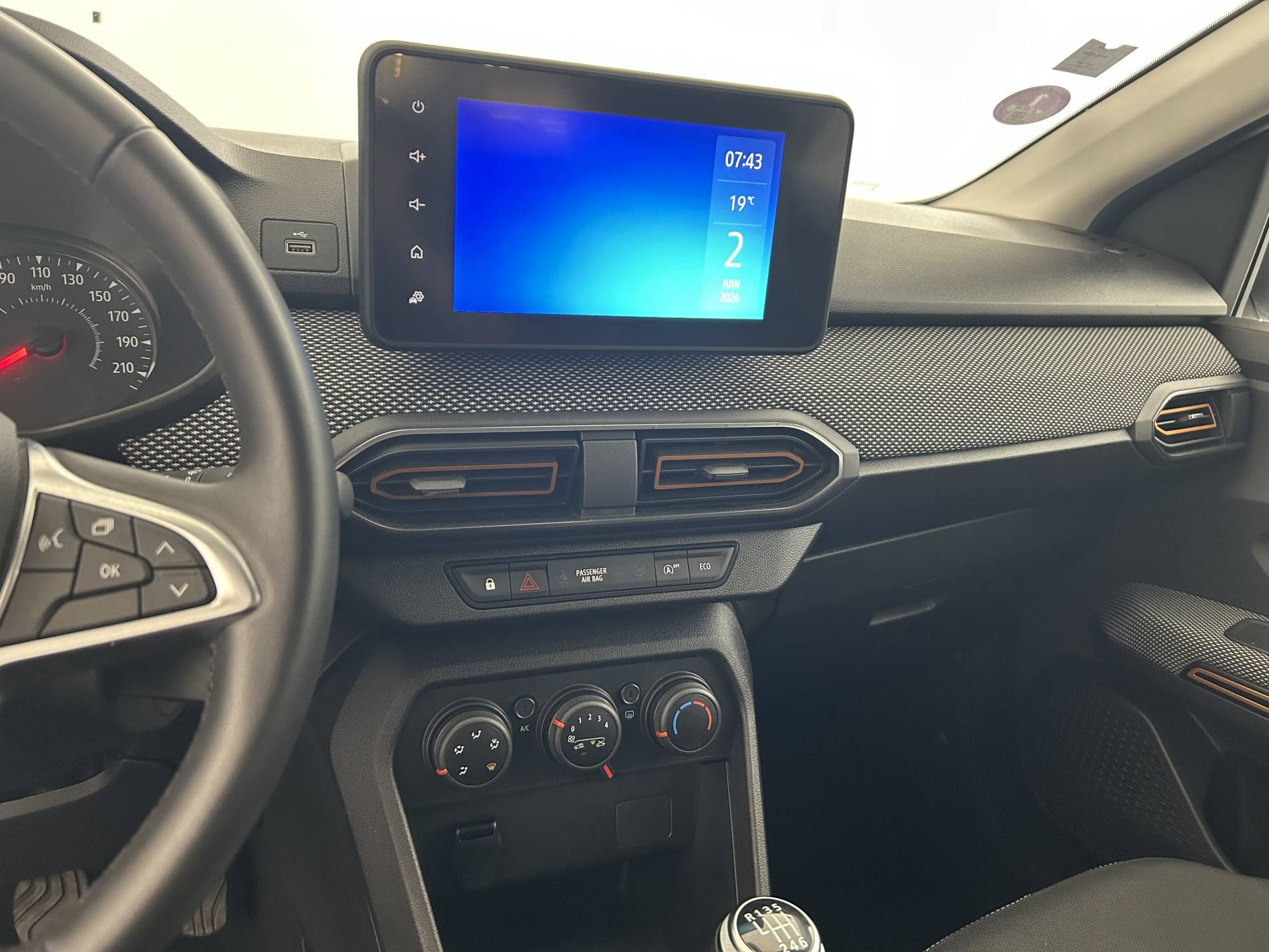 Vente en ligne Dacia Sandero  ECO-G 100 - 22 au prix de 13 890 €