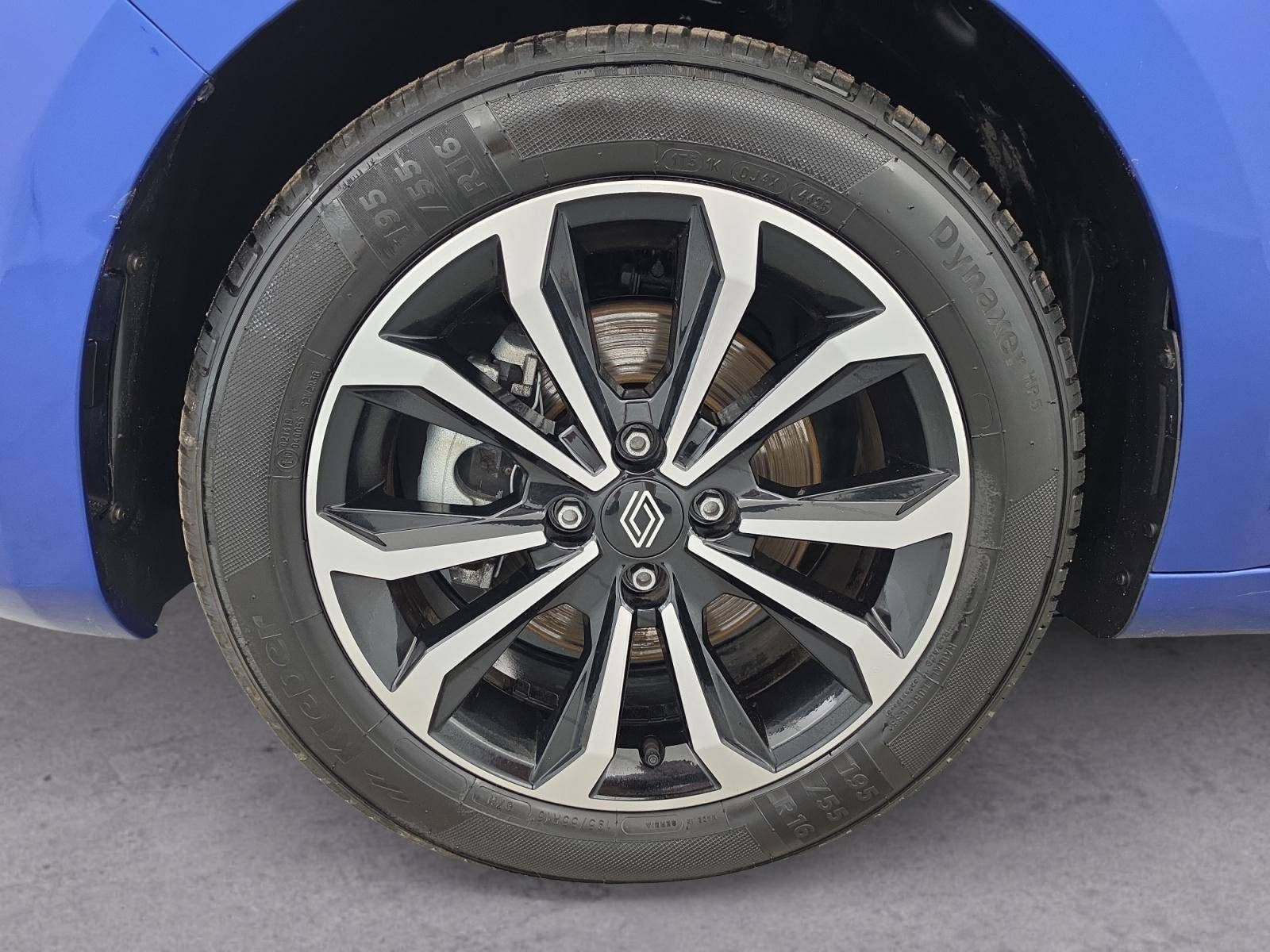 Vente en ligne Renault Clio 5 Clio E-Tech full hybrid 145 ch GSR2 au prix de 19 490 €