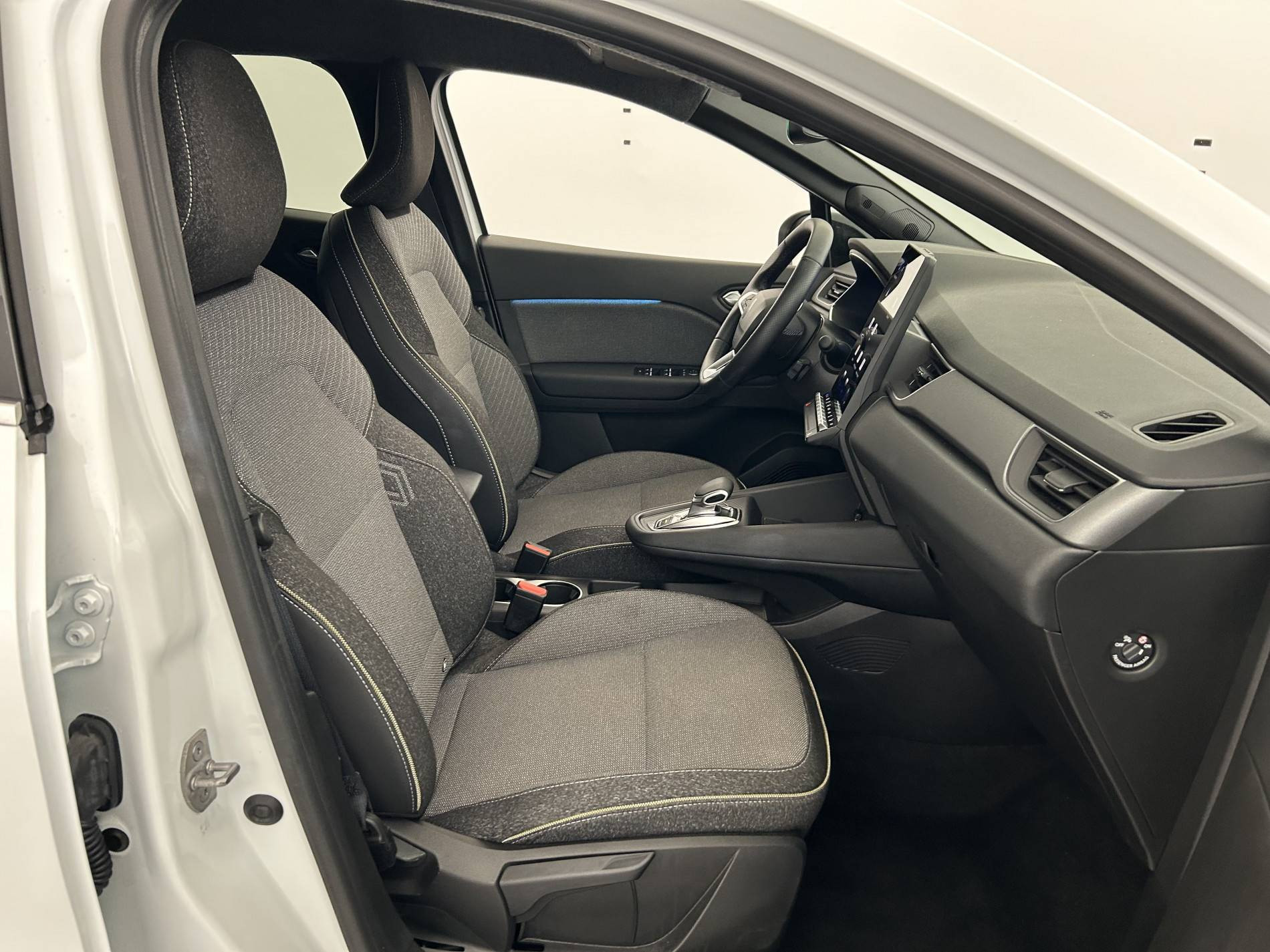 Vente en ligne Renault Symbioz  E-Tech full hybrid 145 au prix de 28 290 €