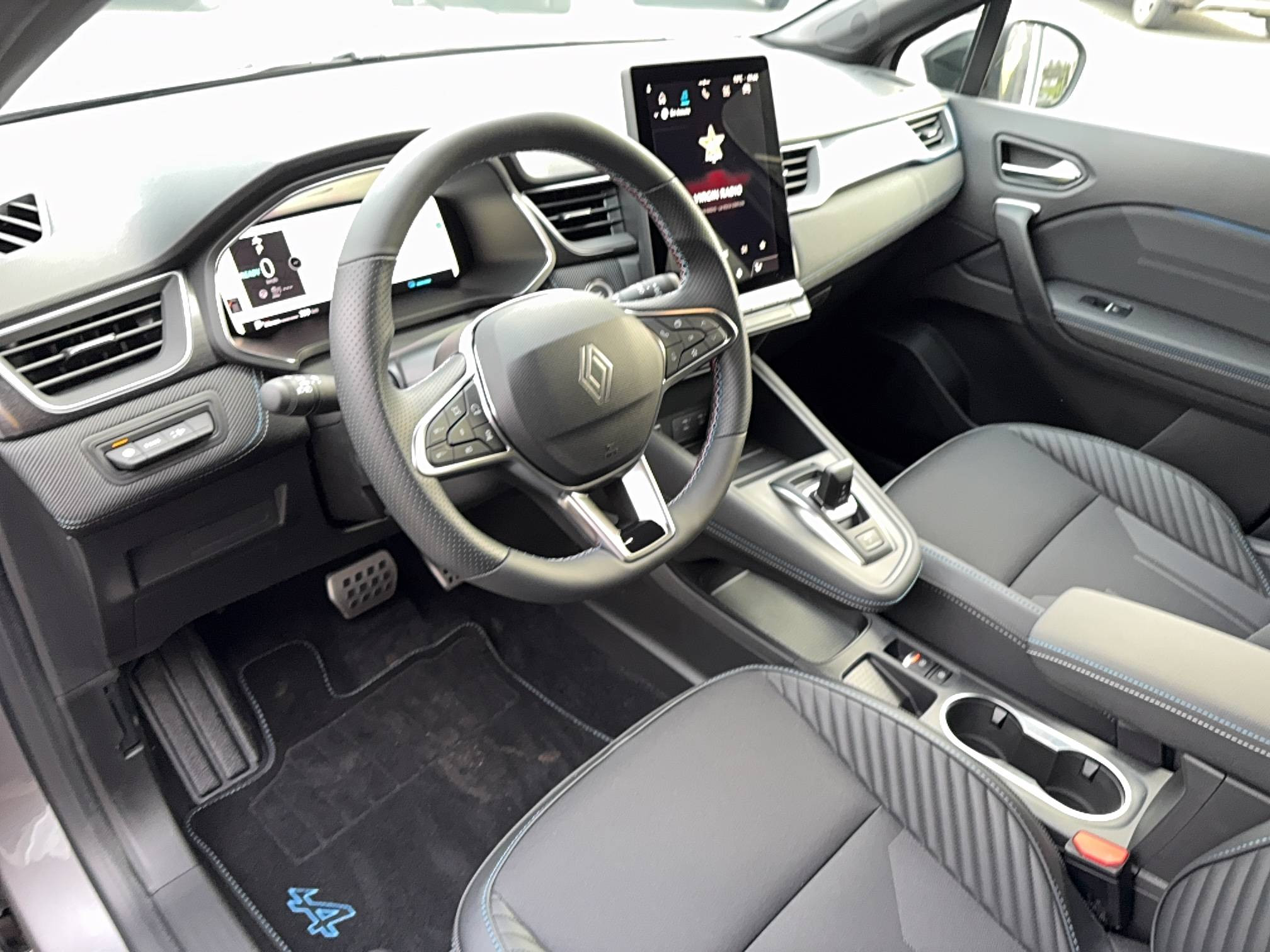 Vente en ligne Renault Captur  E-Tech full hybrid 160 ch au prix de 35 550 €