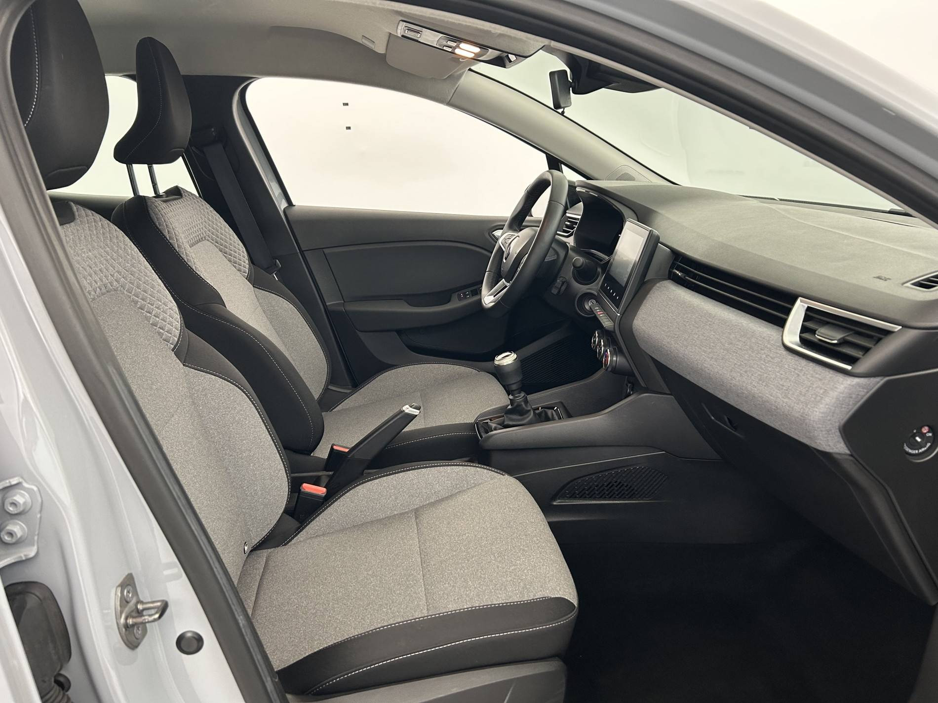 Vente en ligne Renault Clio 5 Clio TCe 90 ch GSR2 au prix de 15 290 €