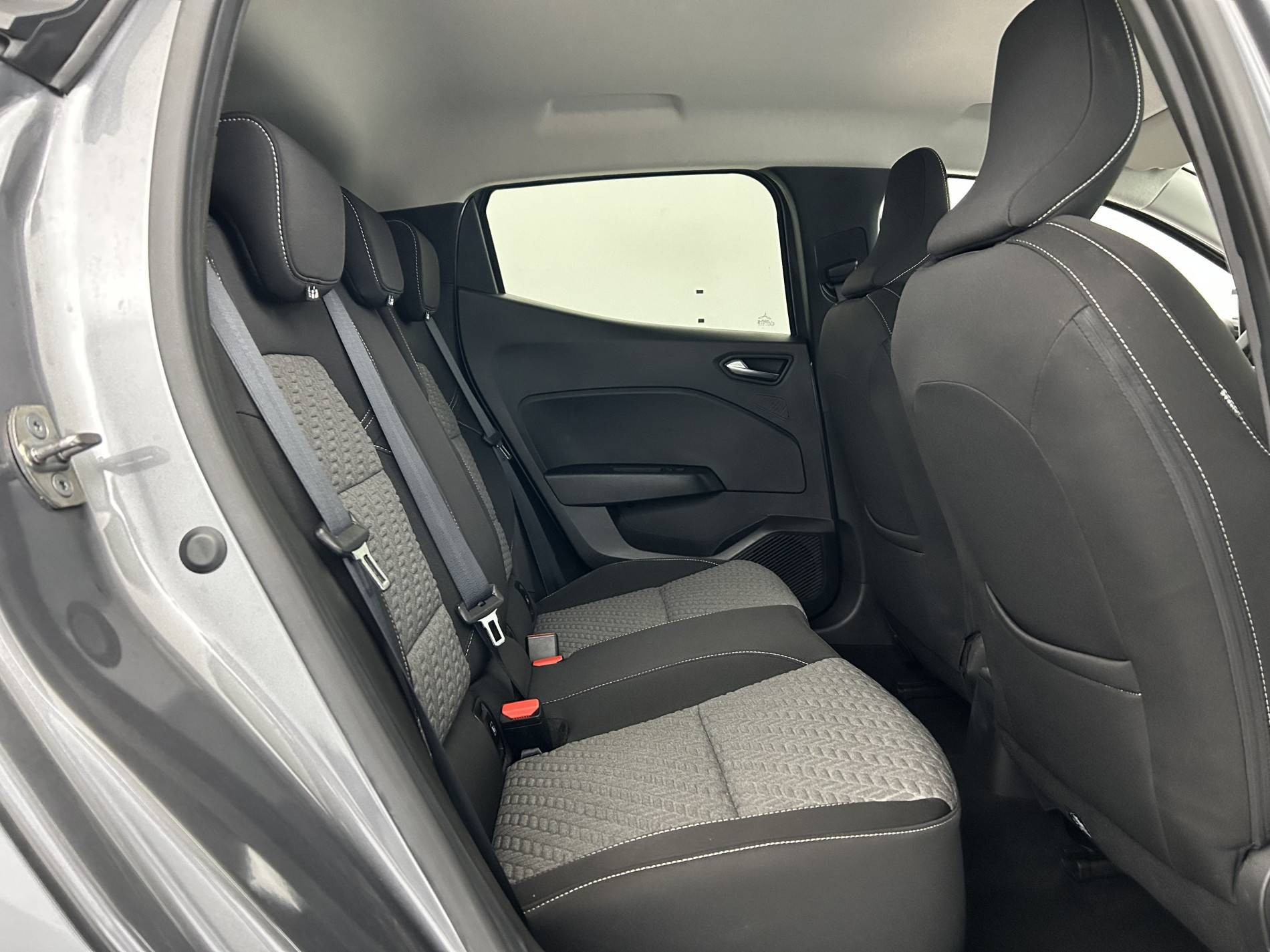 Vente en ligne Renault Clio 5 Clio Blue dCi 100 au prix de 16 490 €