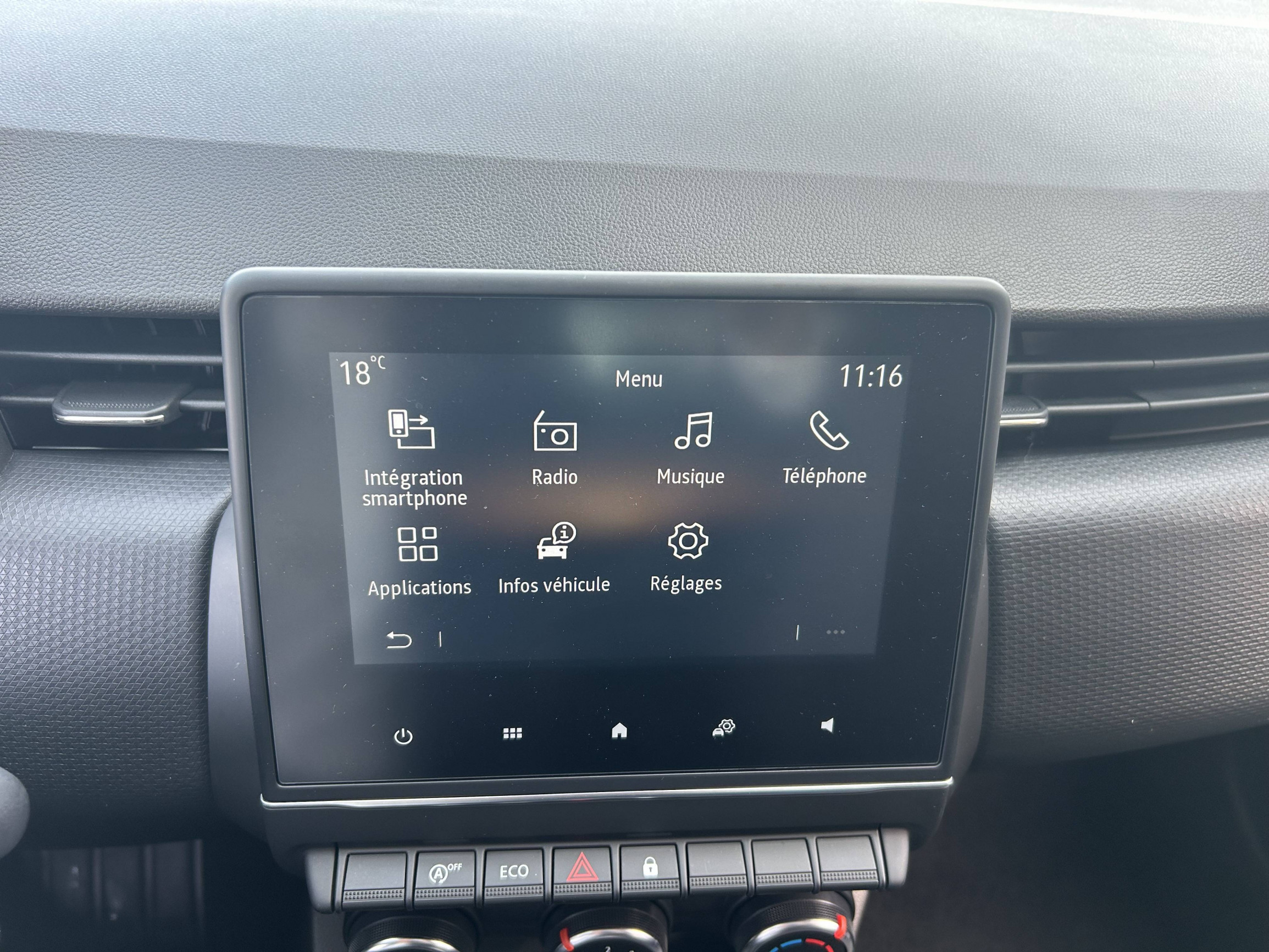 Vente en ligne Renault Clio 5 Clio TCe 90 au prix de 14 490 €