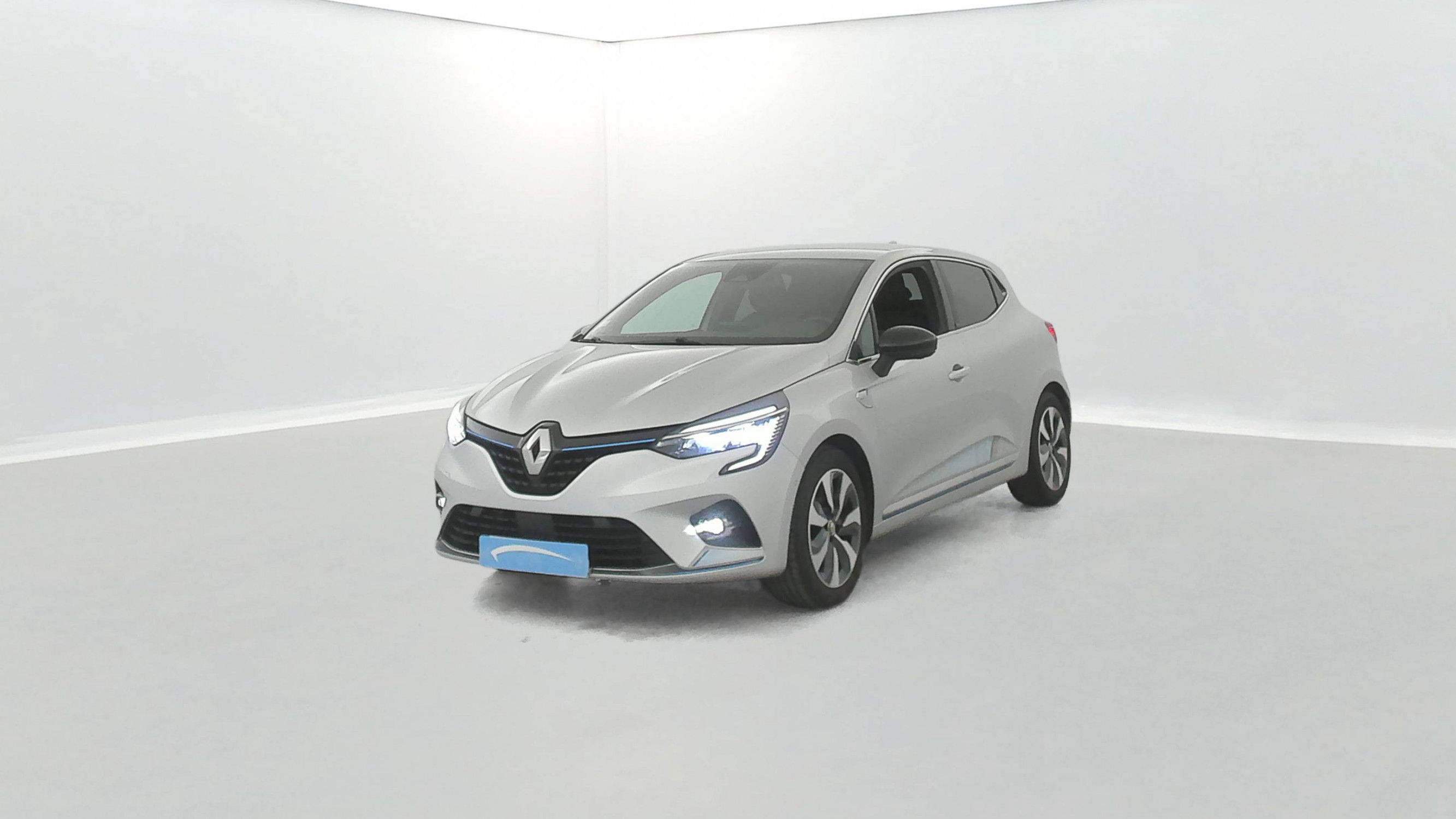 Renault Clio 5 Clio E-Tech 140 - 21 occasion de 2021 en vente à Saint-Lô