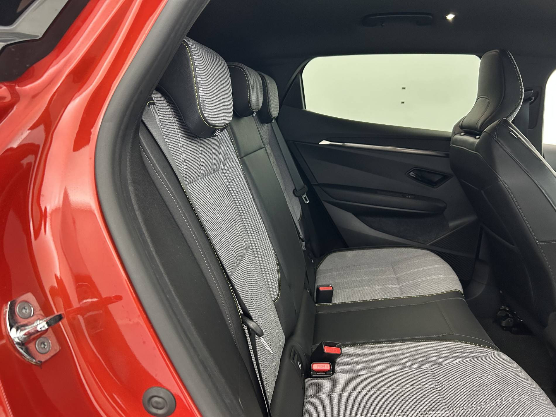 Vente en ligne Renault Megane E-Tech  EV40 130ch standard charge au prix de 19 990 €