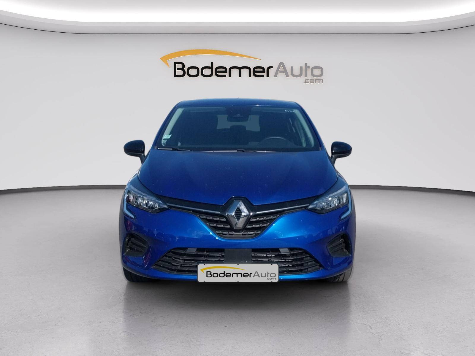 Vente en ligne Renault Clio 5 Clio E-Tech full hybrid 145 au prix de 17 900 €
