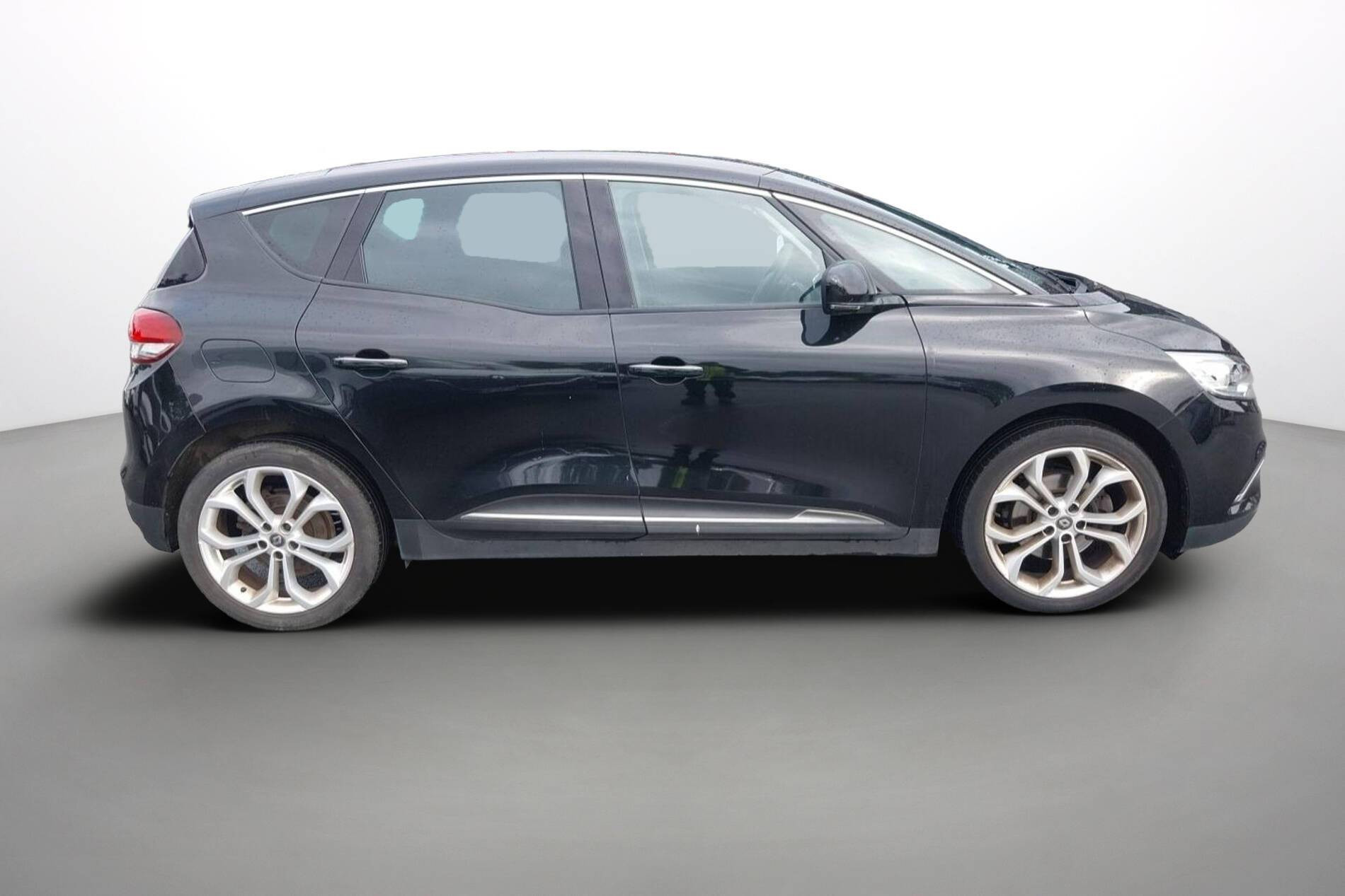Vente en ligne Renault Scenic 4 Scenic Blue dCi 120 EDC - 21 au prix de 16 490 €