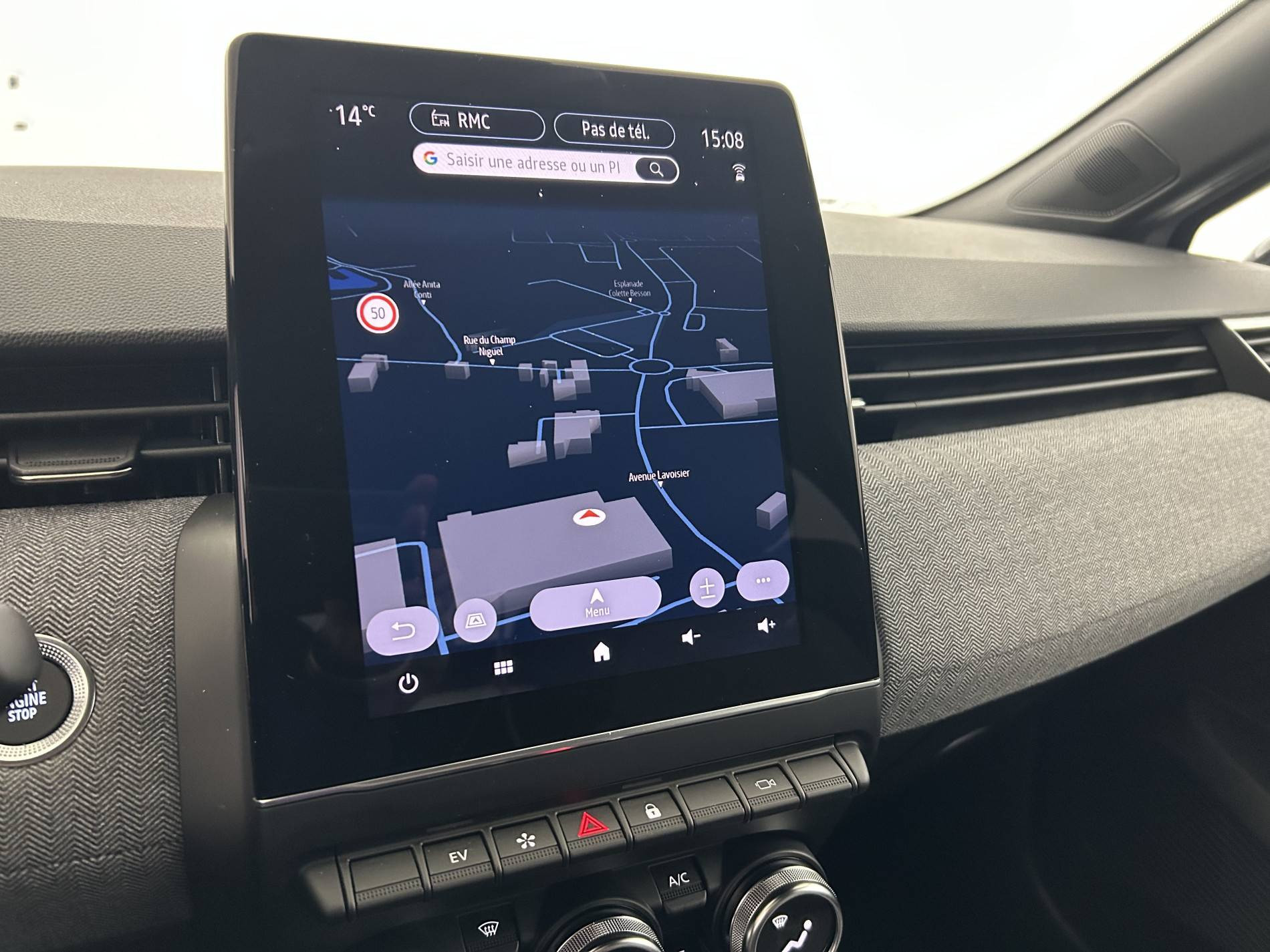 Vente en ligne Renault Clio 5 Clio E-Tech full hybrid 145 au prix de 21 990 €