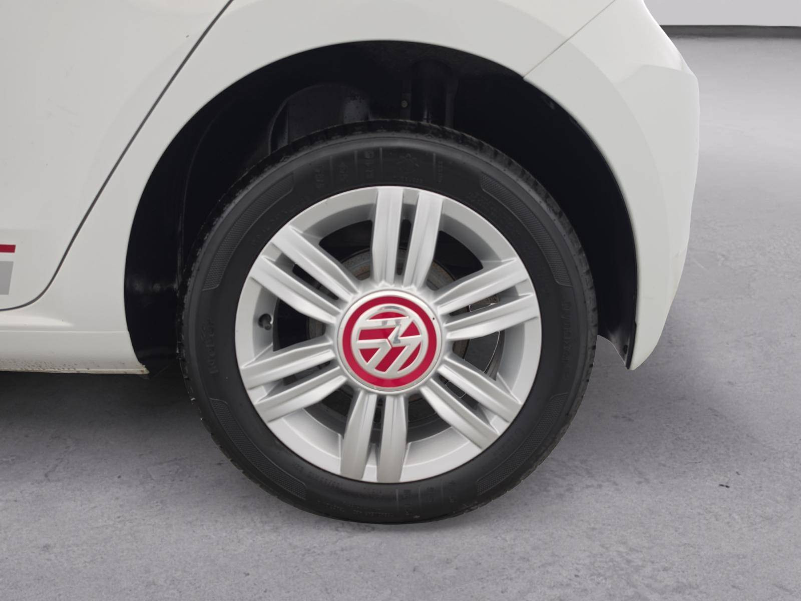 Vente en ligne Volkswagen Up  1.0 75 BlueMotion Technology BVM5 au prix de 9 990 €