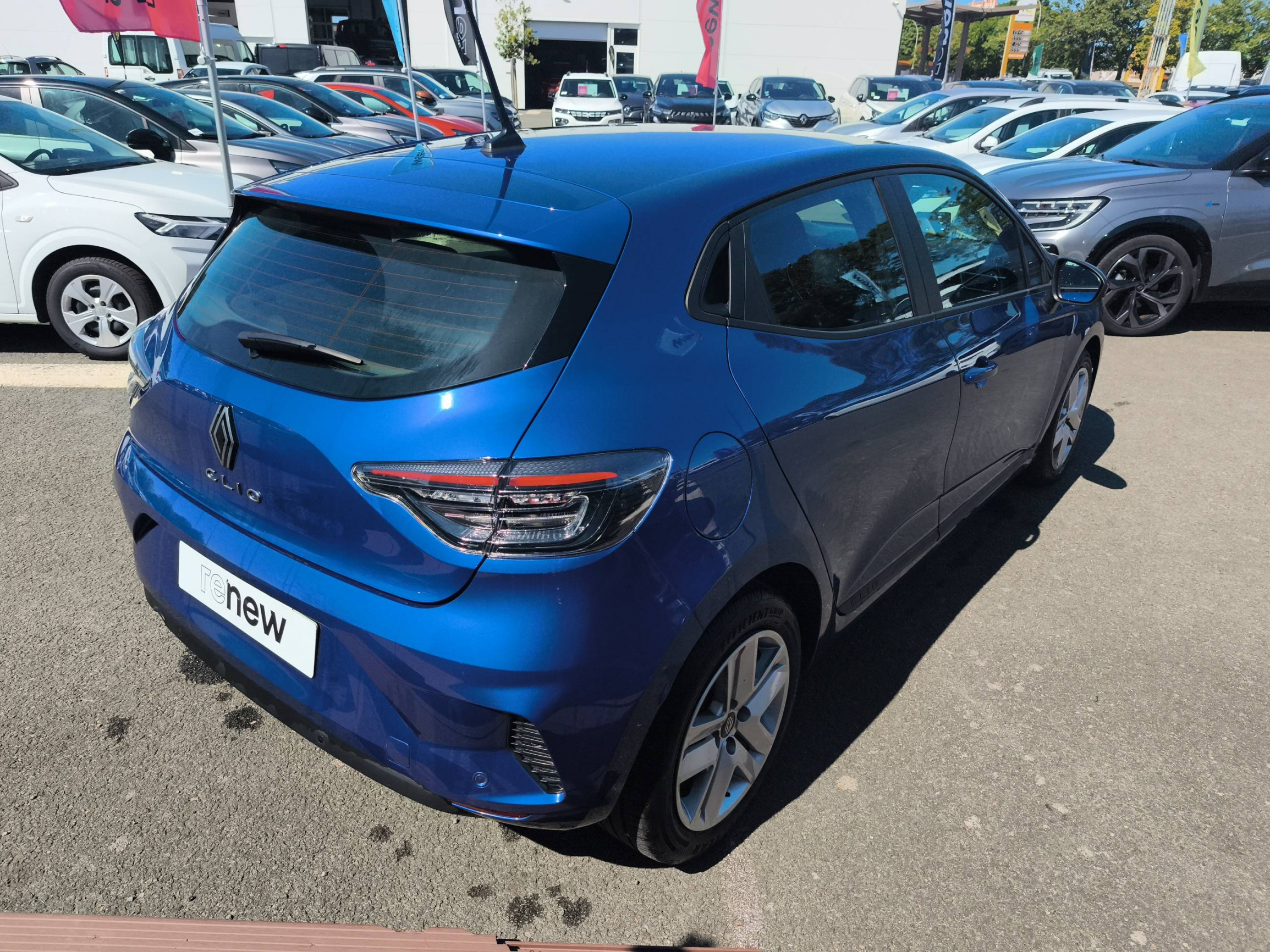 Vente en ligne Renault Clio 5 Clio TCe 90 ch GSR2 au prix de 13 690 €