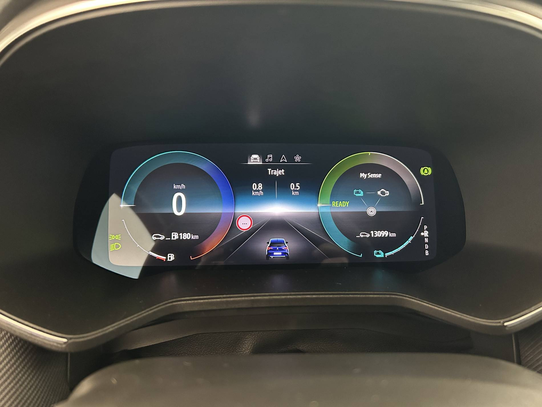 Vente en ligne Renault Clio 5 Clio E-Tech full hybrid 145 au prix de 21 990 €