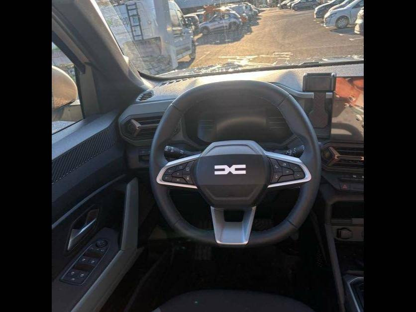 Vente en ligne Dacia Duster  Hybrid-G 150 4x4 au prix de 30 490 €