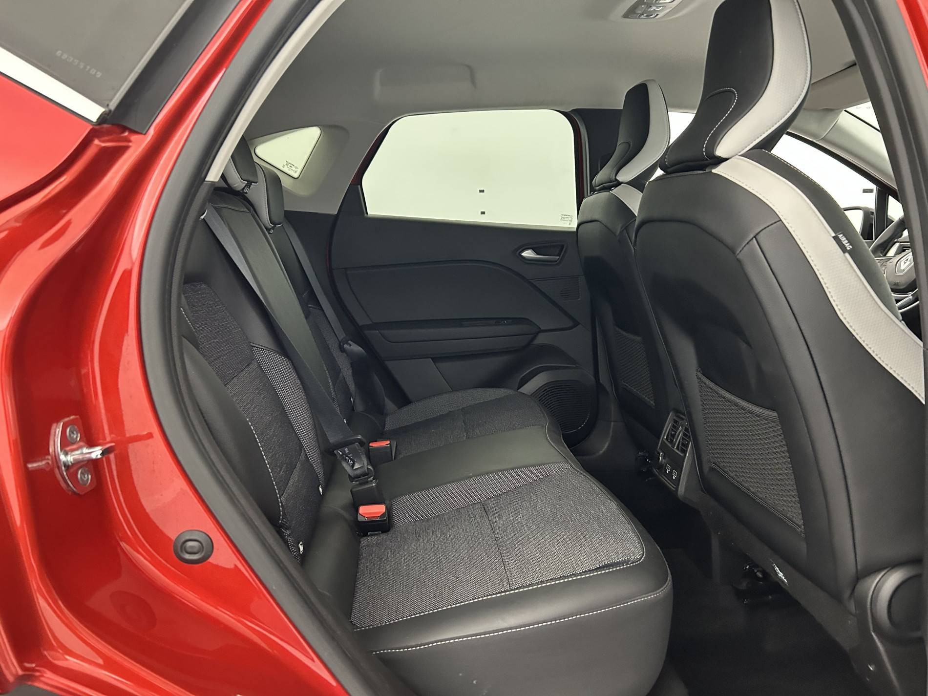 Vente en ligne Renault Captur  E-Tech 145 - 21 au prix de 18 990 €