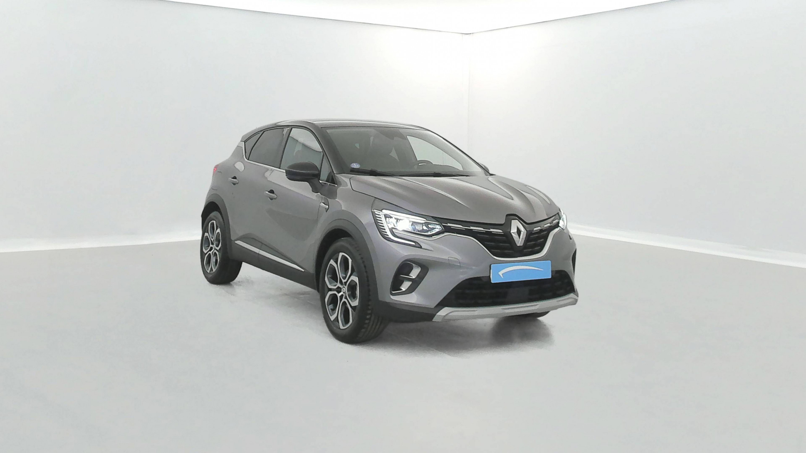 Vente en ligne Renault Captur  mild hybrid 160 EDC au prix de 20 490 €