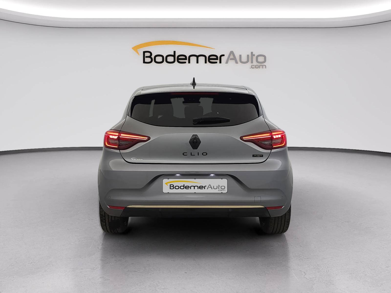 Vente en ligne Renault Clio 5 Clio E-Tech full hybrid 145 au prix de 19 990 €
