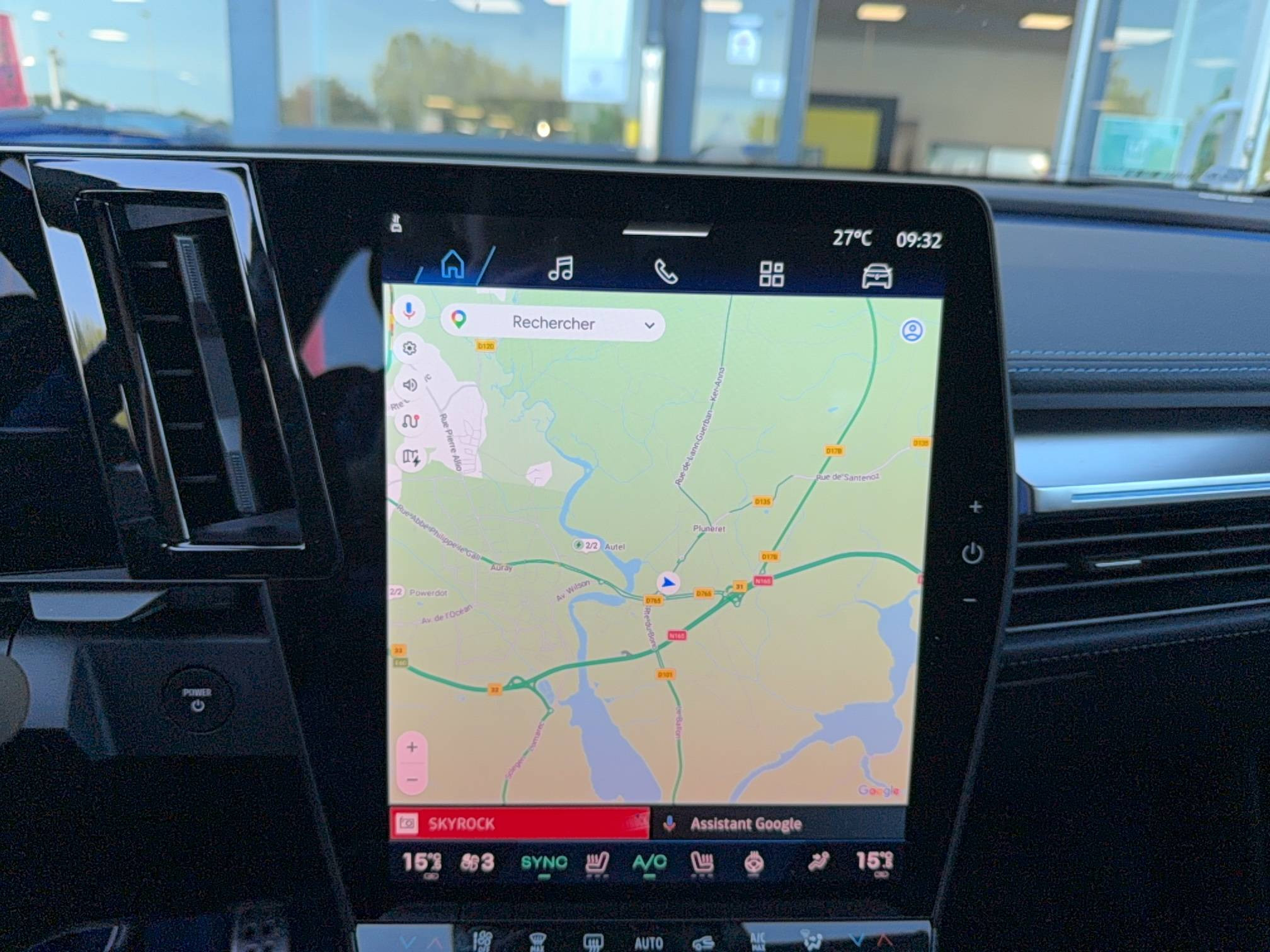 Vente en ligne Renault Scenic E-Tech Scenic E-Tech électrique 220 ch grande autonomie au prix de 47 900 €