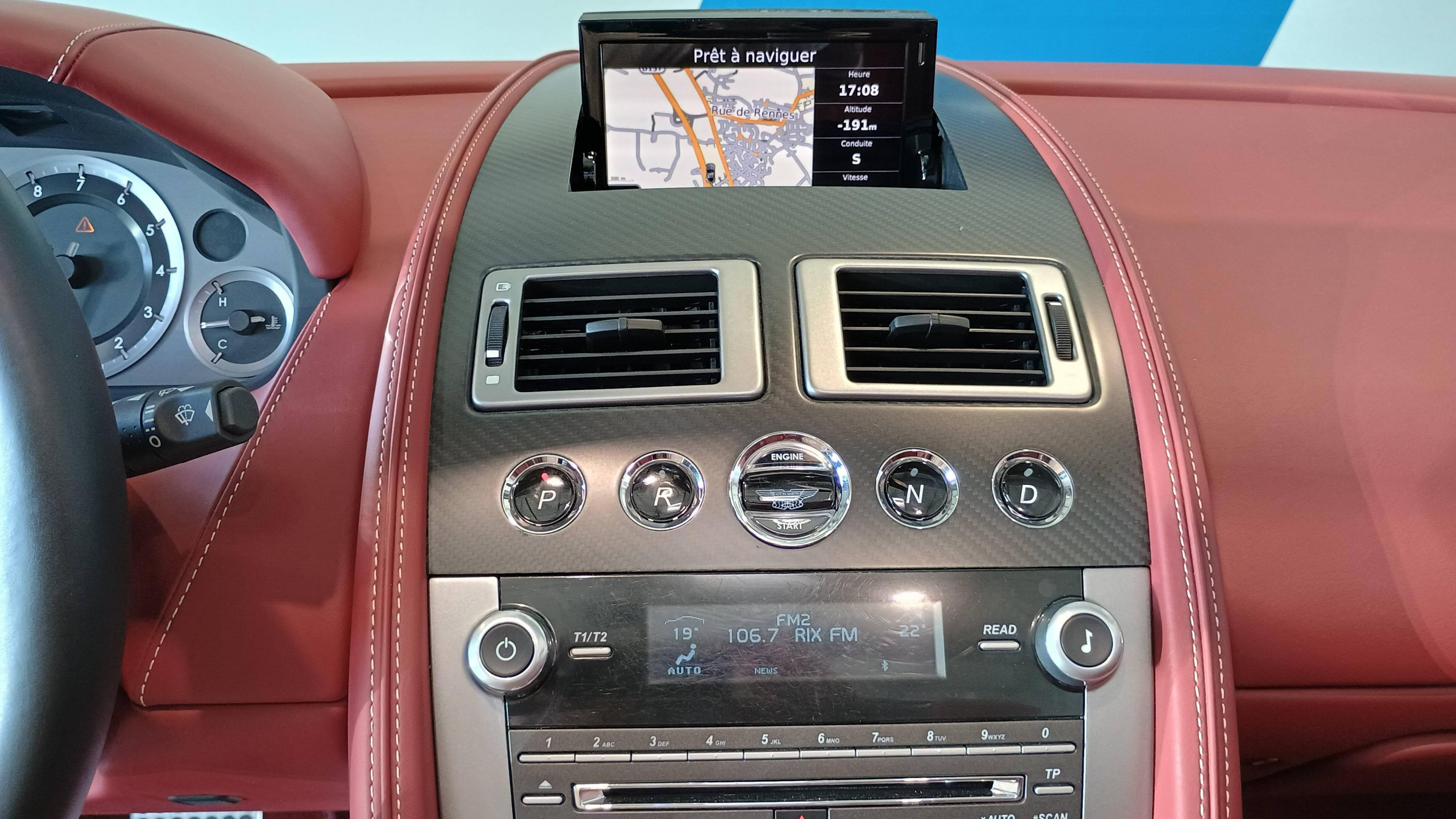 Vente en ligne Aston Martin DB9 DB9 au prix de 99 990 €