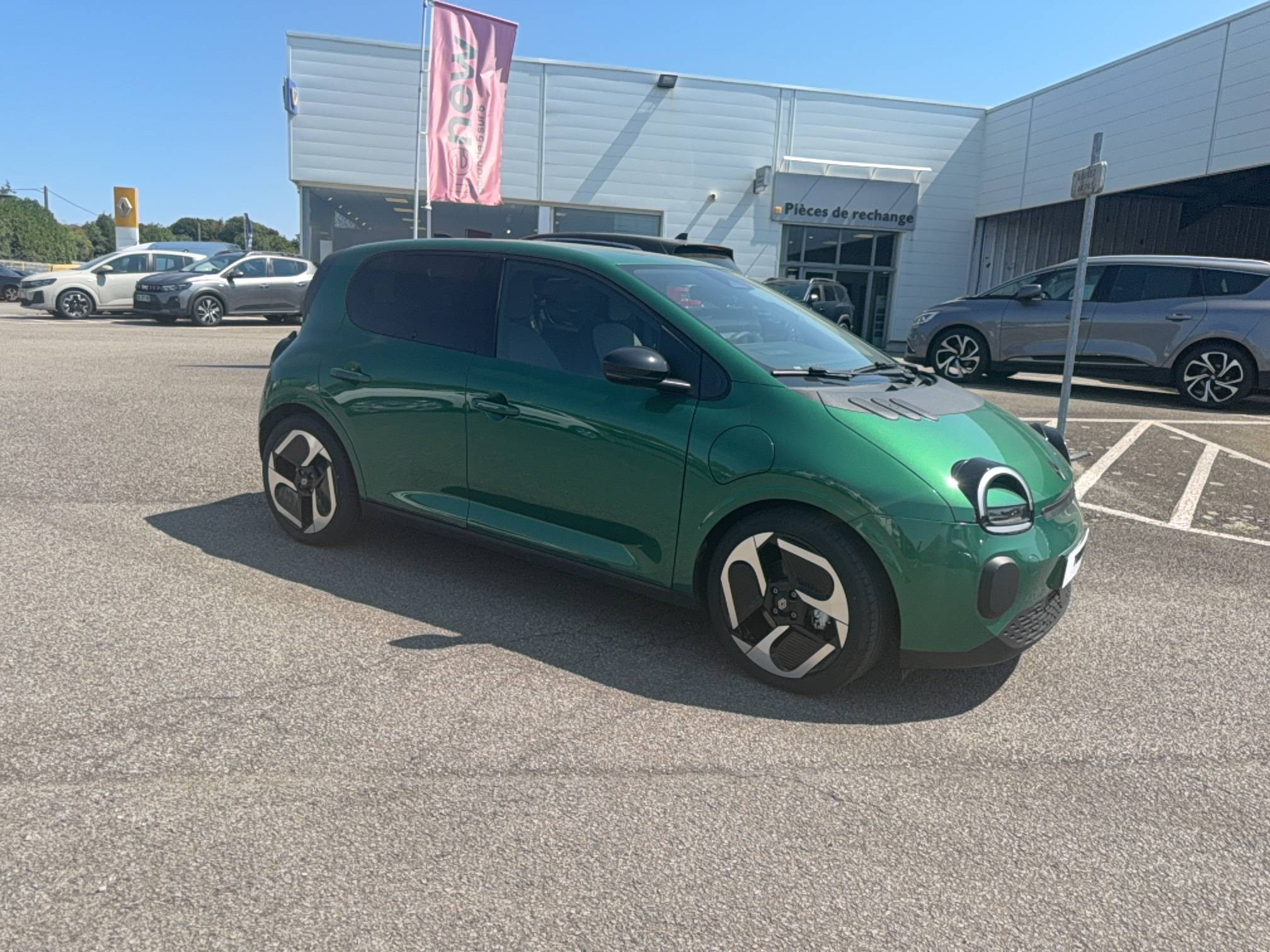 Vente en ligne Renault Twingo Electrique  80 ch autonomie urbaine au prix de 19 170 €