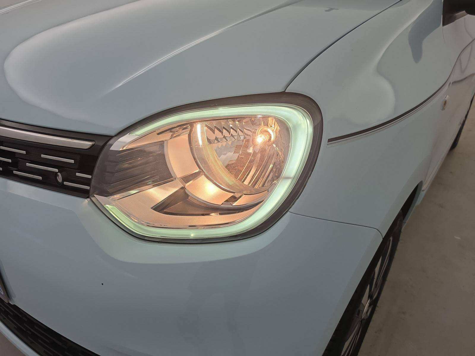 Vente en ligne Renault Twingo Electrique Twingo III E-Tech au prix de 14 490 €