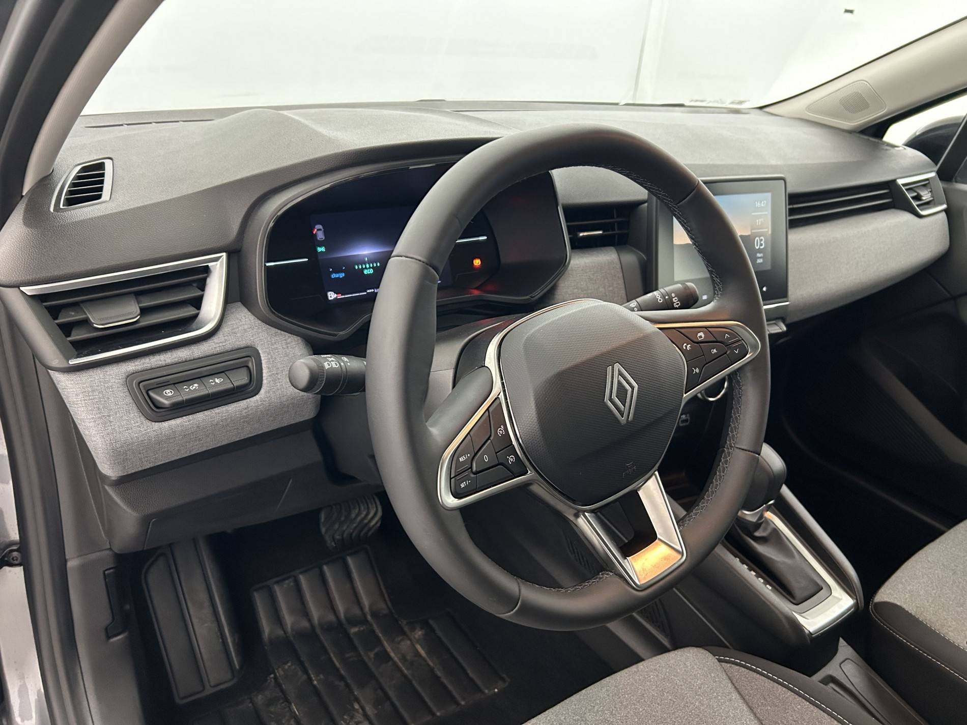 Vente en ligne Renault Clio 5 Clio E-Tech full hybrid 145 ch GSR2 au prix de 19 990 €