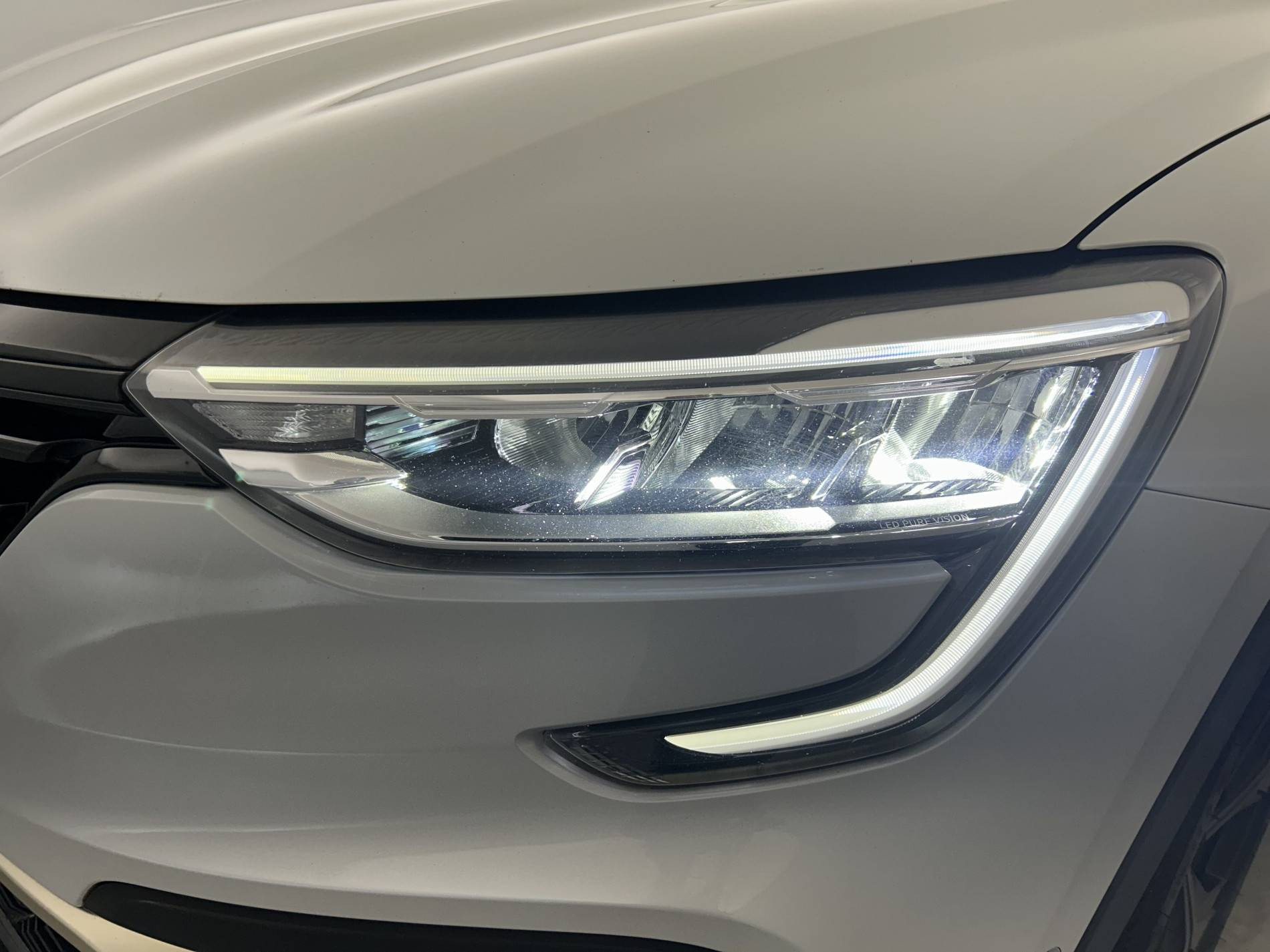 Vente en ligne Renault Arkana  E-Tech hybride 145 - 22 au prix de 19 990 €