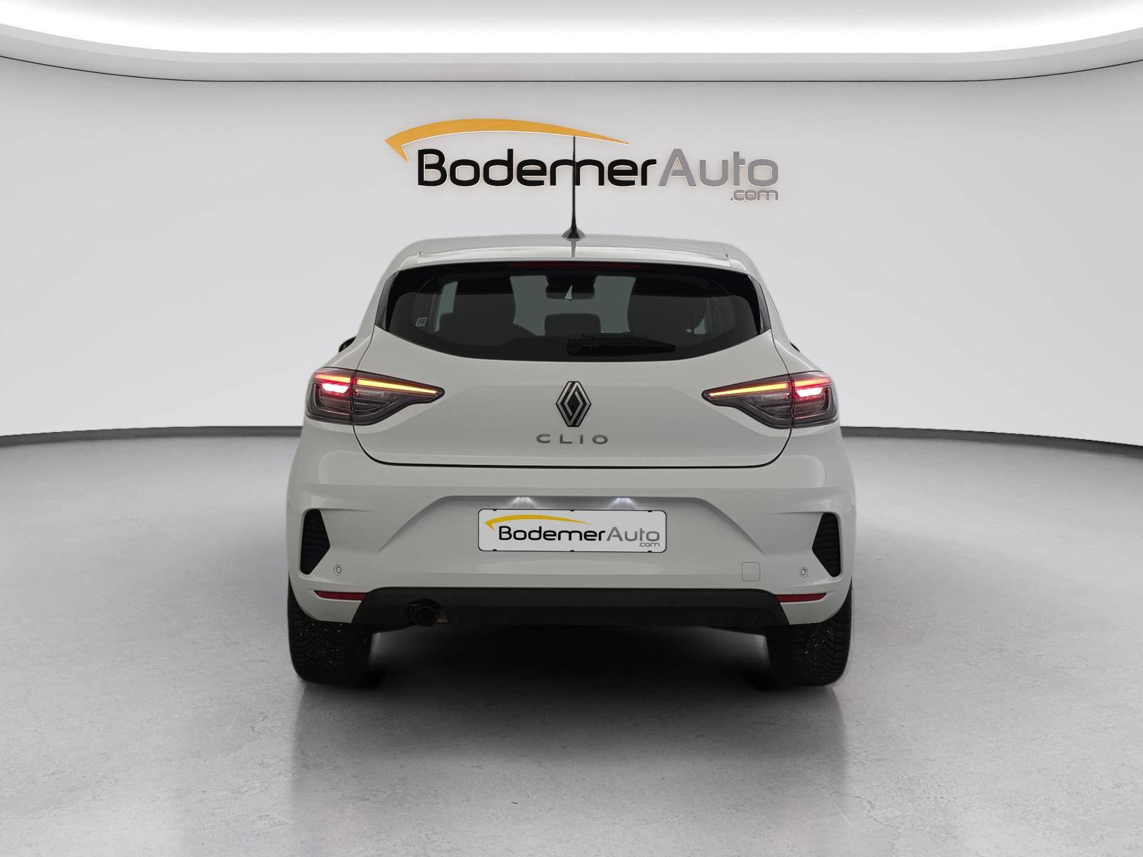 Vente en ligne Renault Clio 5 Clio Eco-G 100 ch GSR2 au prix de 14 991 €