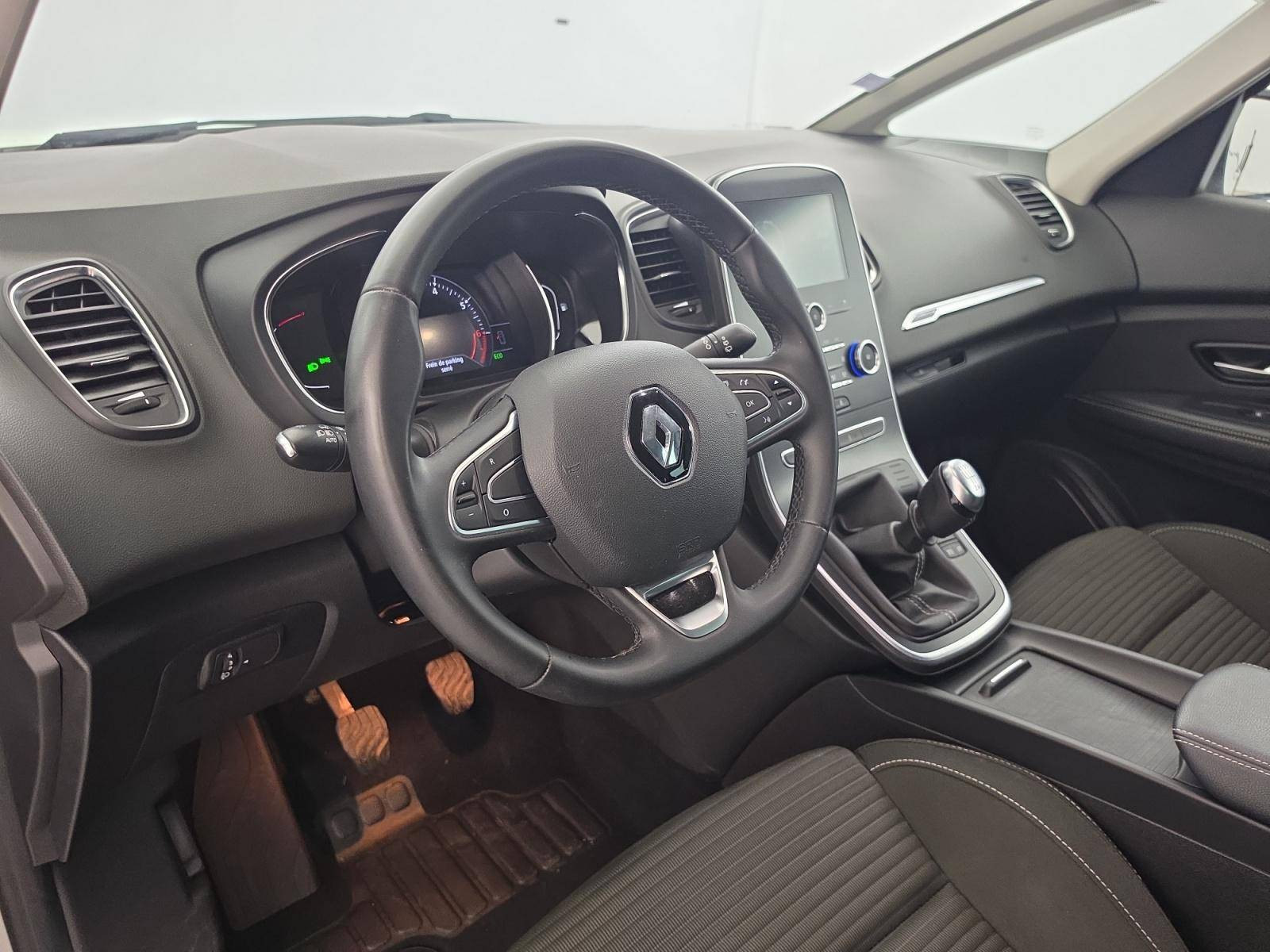 Vente en ligne Renault Scenic 4 Scenic TCe 140 au prix de 18 790 €
