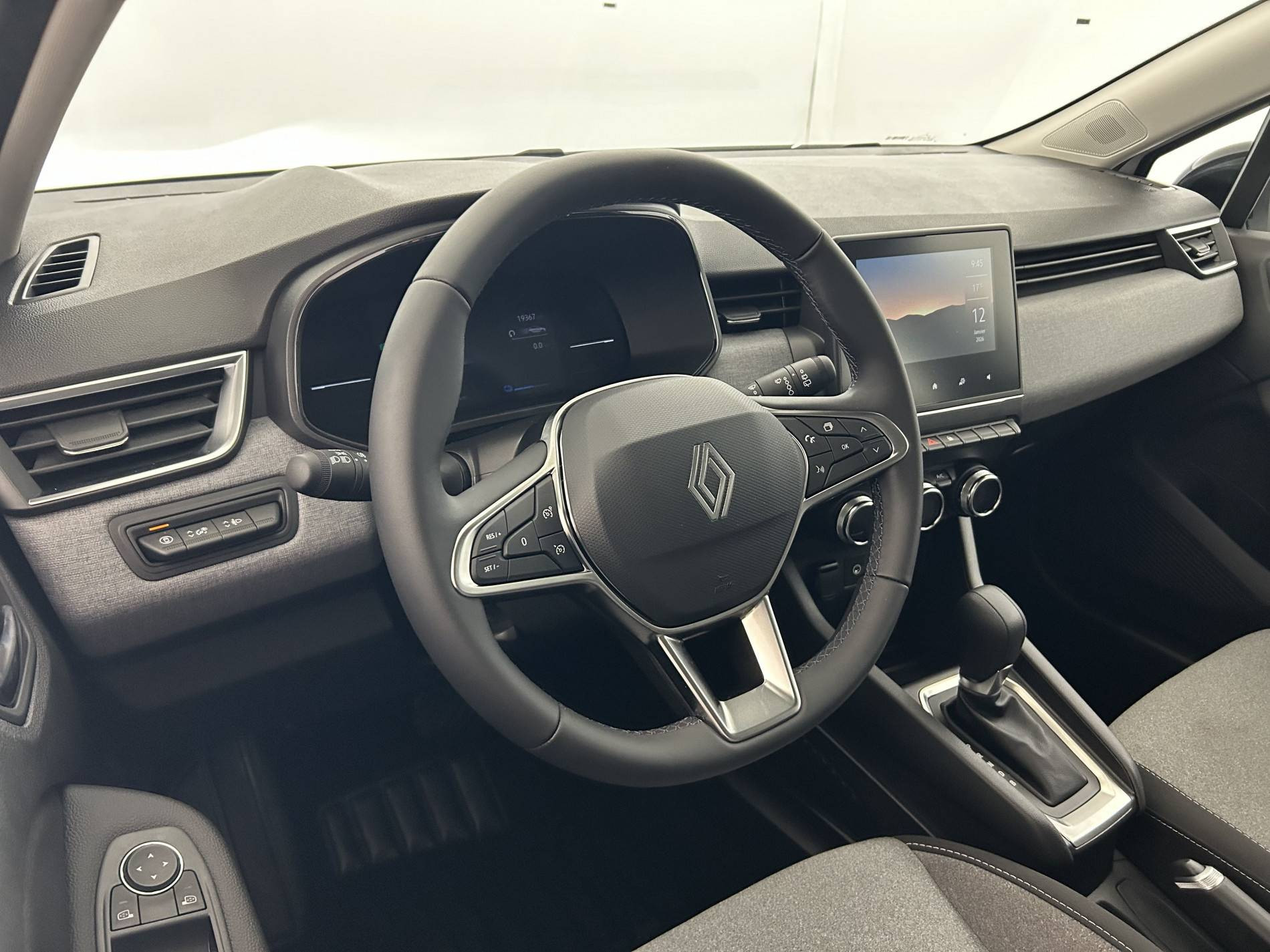 Vente en ligne Renault Clio 5 Clio E-Tech full hybrid 145 ch GSR2 au prix de 19 390 €