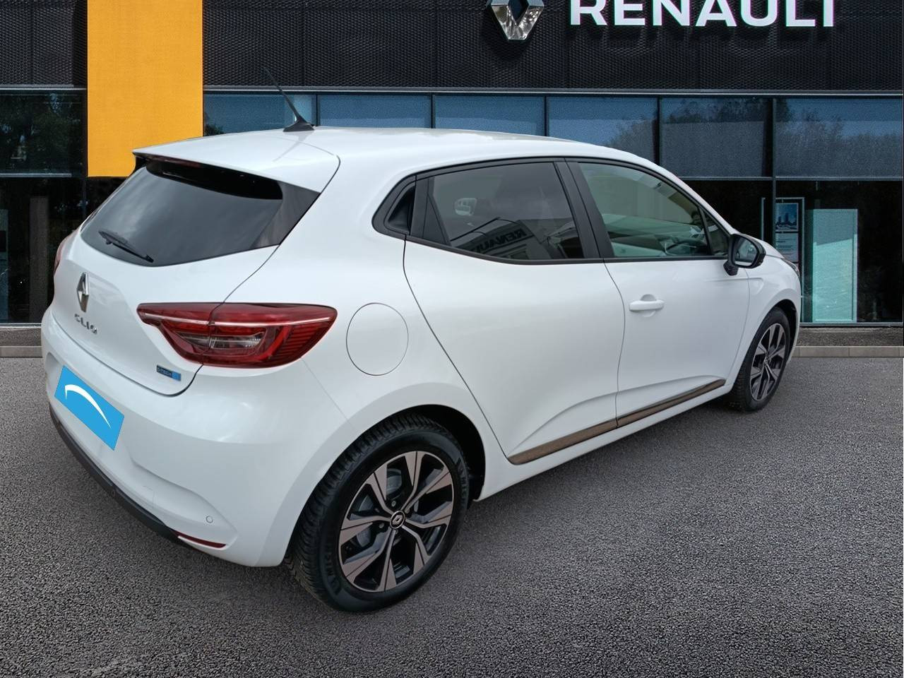 Vente en ligne Renault Clio 5 Clio E-Tech full hybrid 145 au prix de 16 490 €
