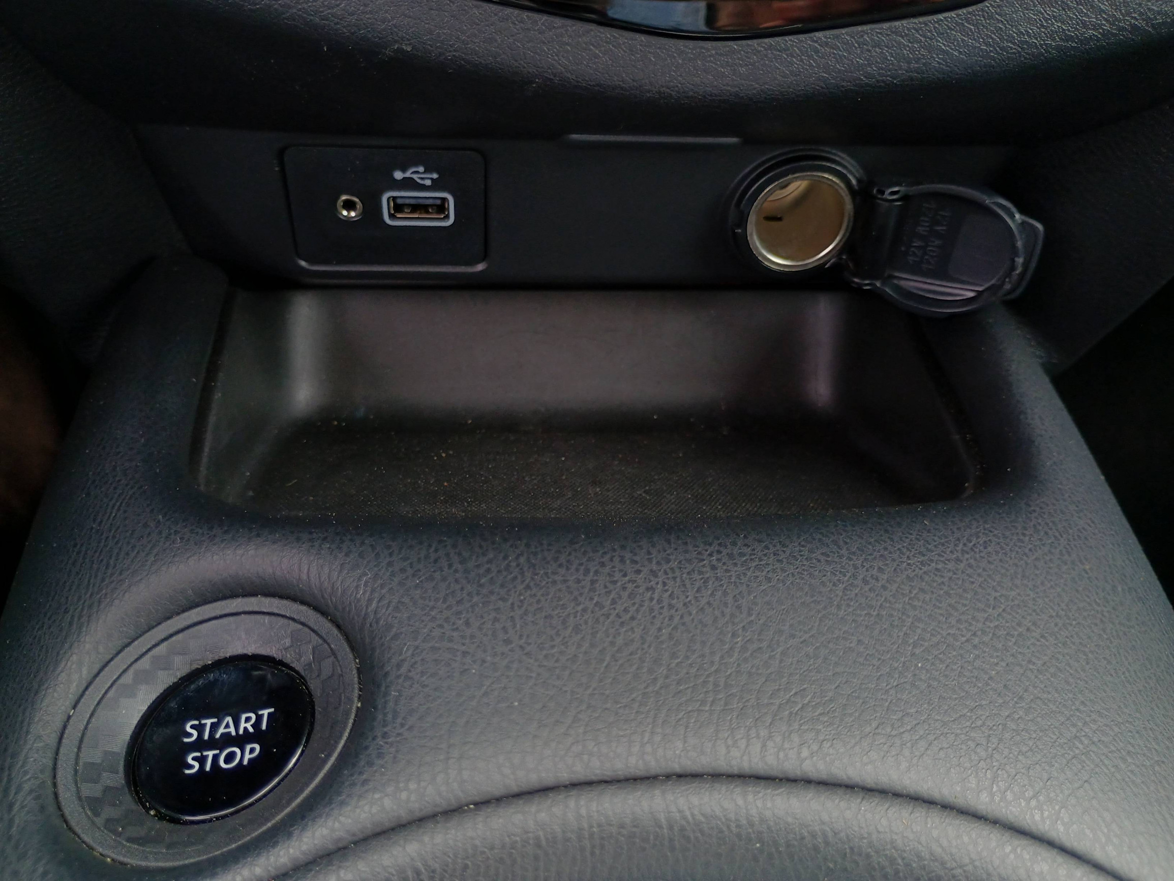 Vente en ligne Nissan Juke JUKE HYBRIDE 143 CH au prix de 19 990 €