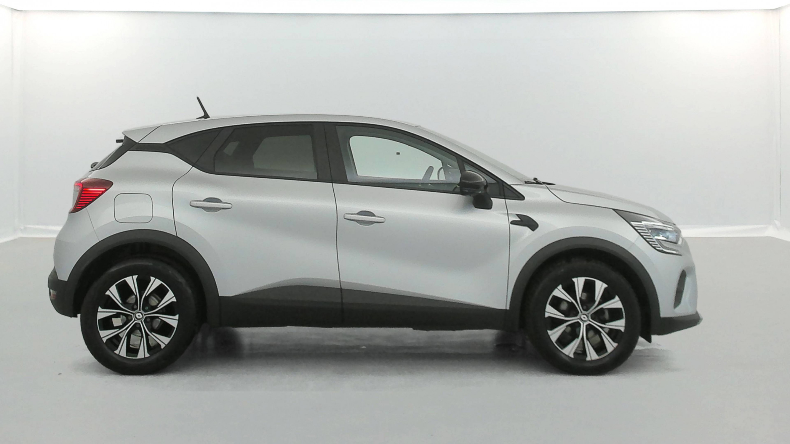 Vente en ligne Renault Captur  TCe 90 au prix de 16 990 €