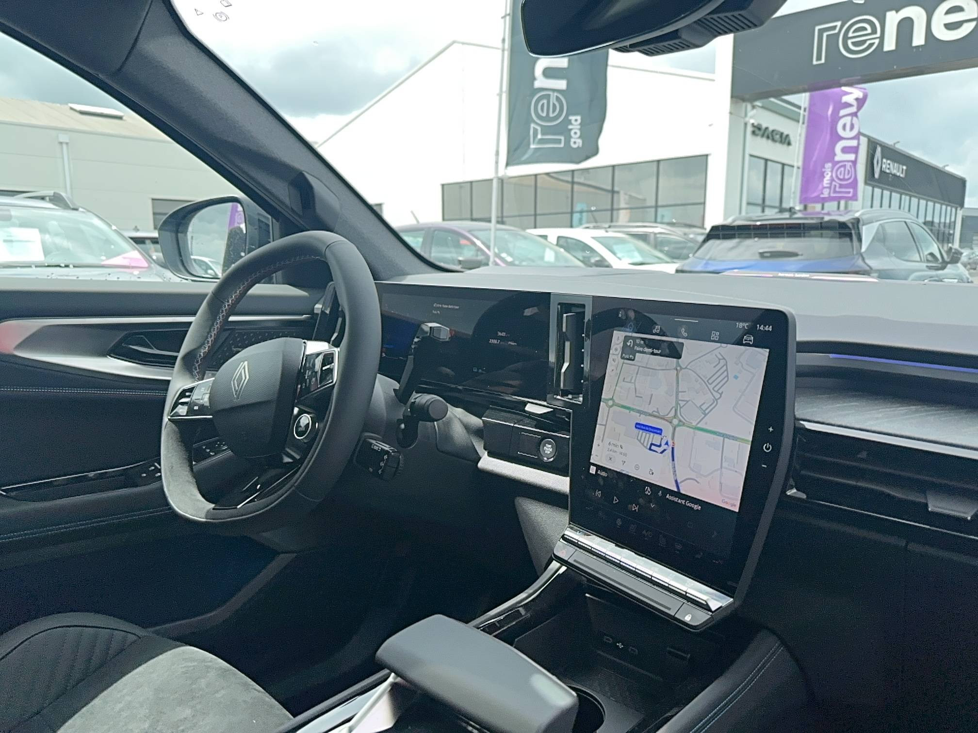Vente en ligne Renault Rafale  E-Tech full hybrid 200 ch au prix de 52 990 €