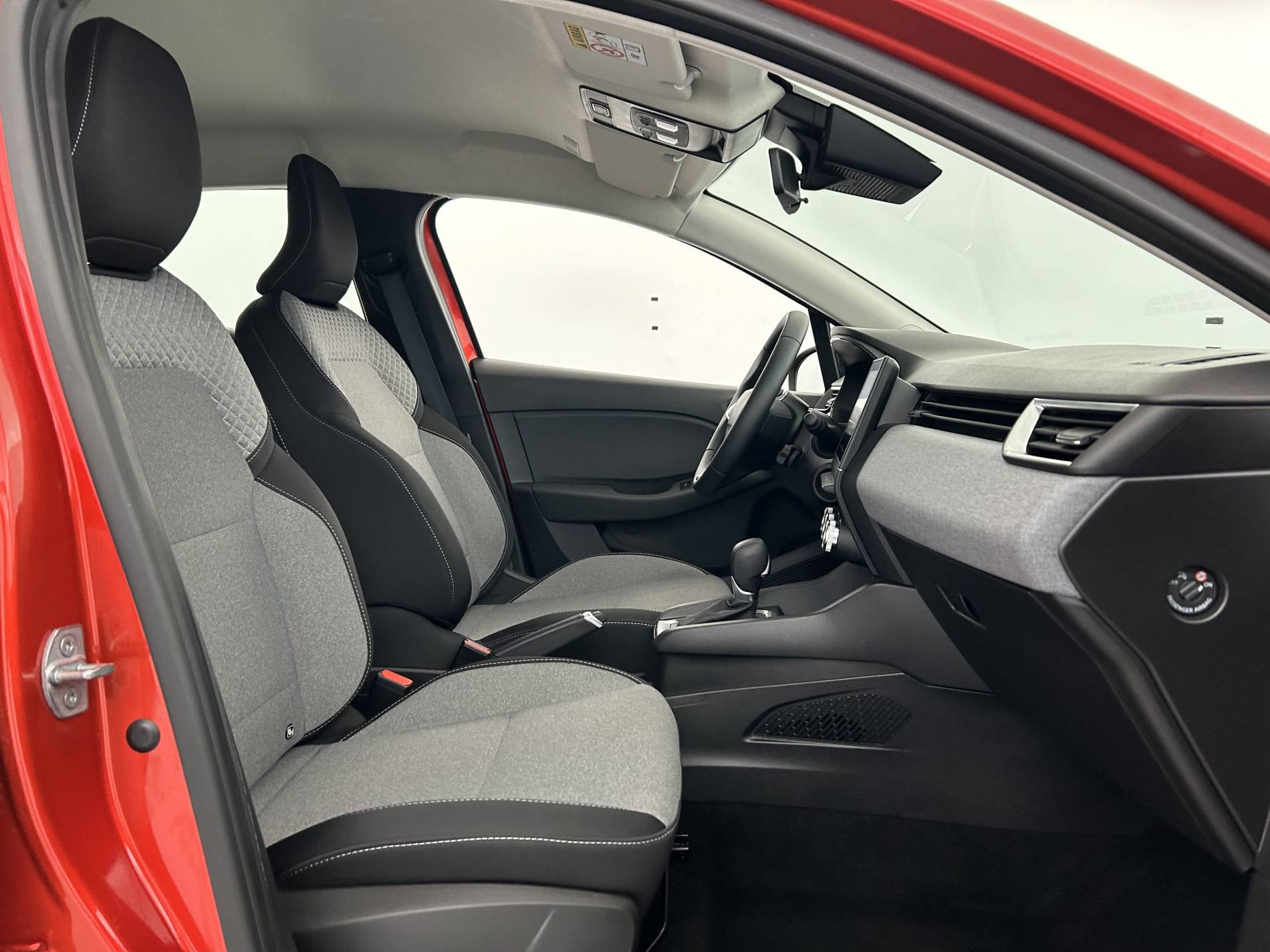 Vente en ligne Renault Clio 5 Clio E-Tech full hybrid 145 ch GSR2 au prix de 19 290 €