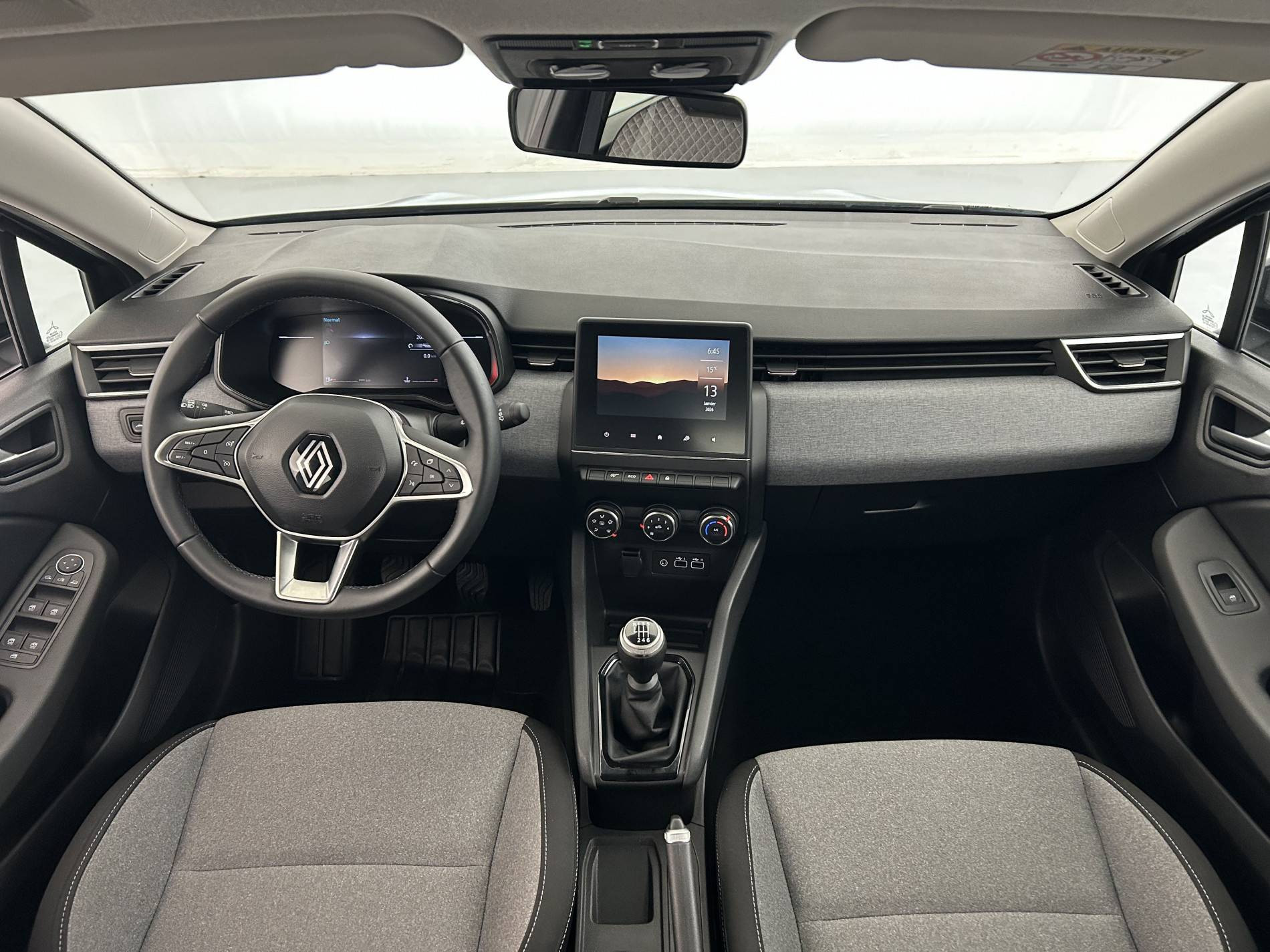 Vente en ligne Renault Clio 5 Clio TCe 90 au prix de 15 400 €