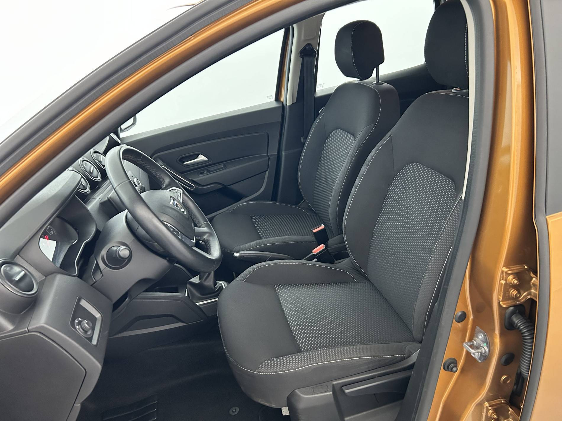 Vente en ligne Dacia Duster  Blue dCi 115 4x2 au prix de 14 990 €