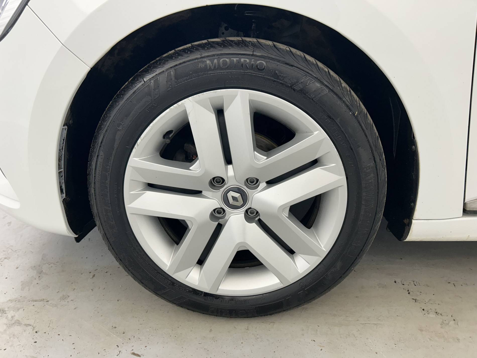 Vente en ligne Renault Clio 5 Clio SCe 65 - 21N au prix de 12 390 €