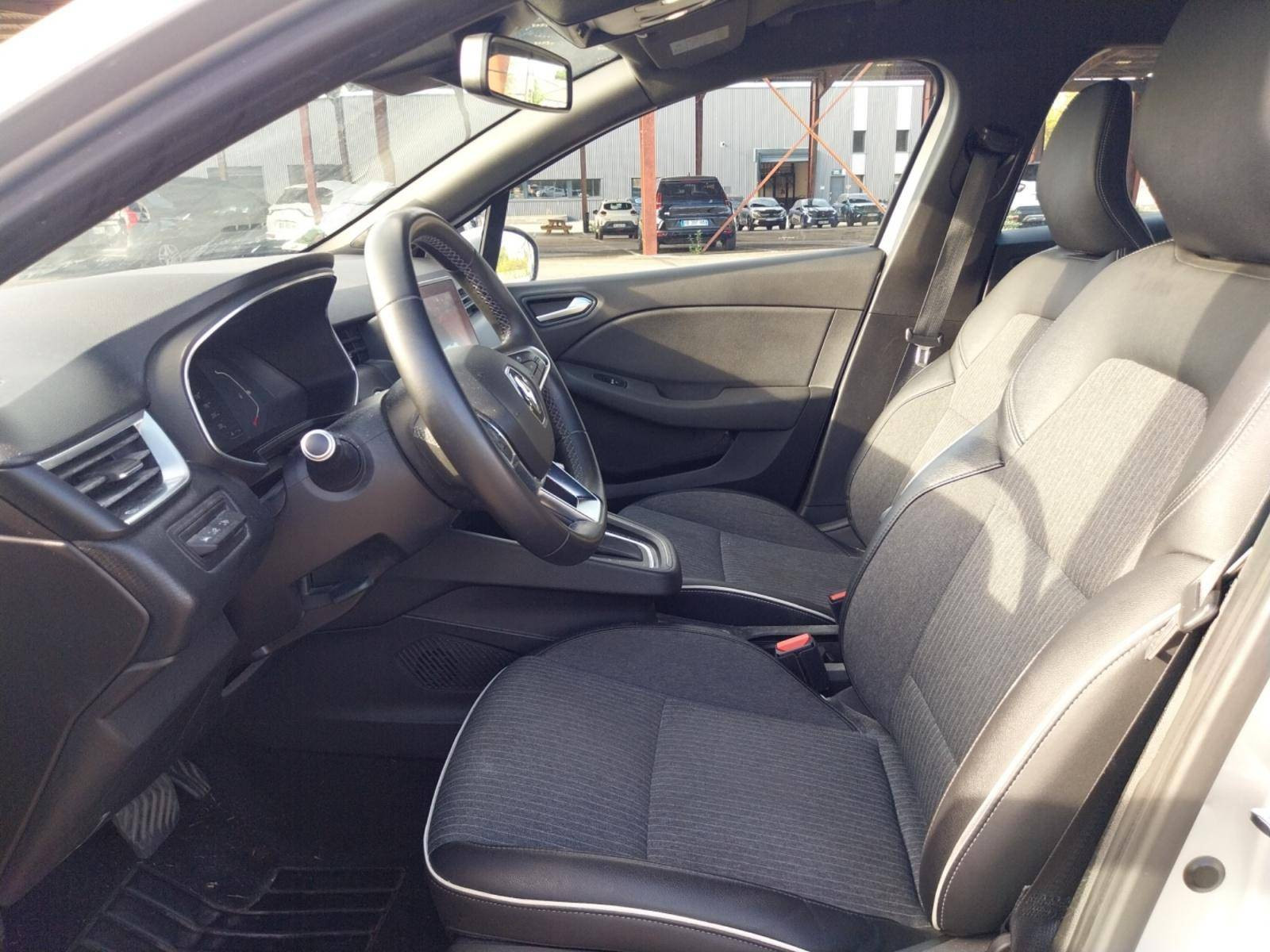Vente en ligne Renault Clio 5 Clio TCe 90 X-Tronic - 21N au prix de 15 490 €