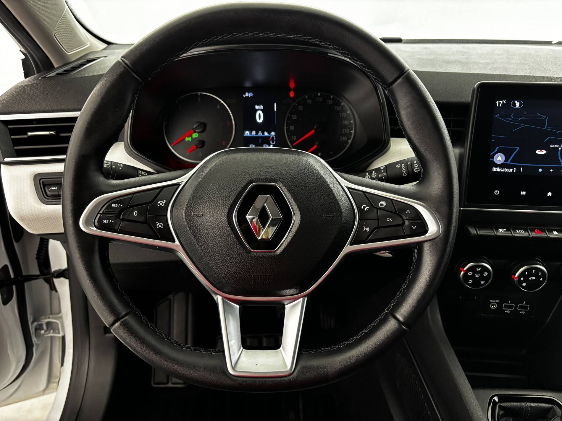 Vente en ligne Renault Clio 5 Clio Blue dCi 100 au prix de 14 100 €