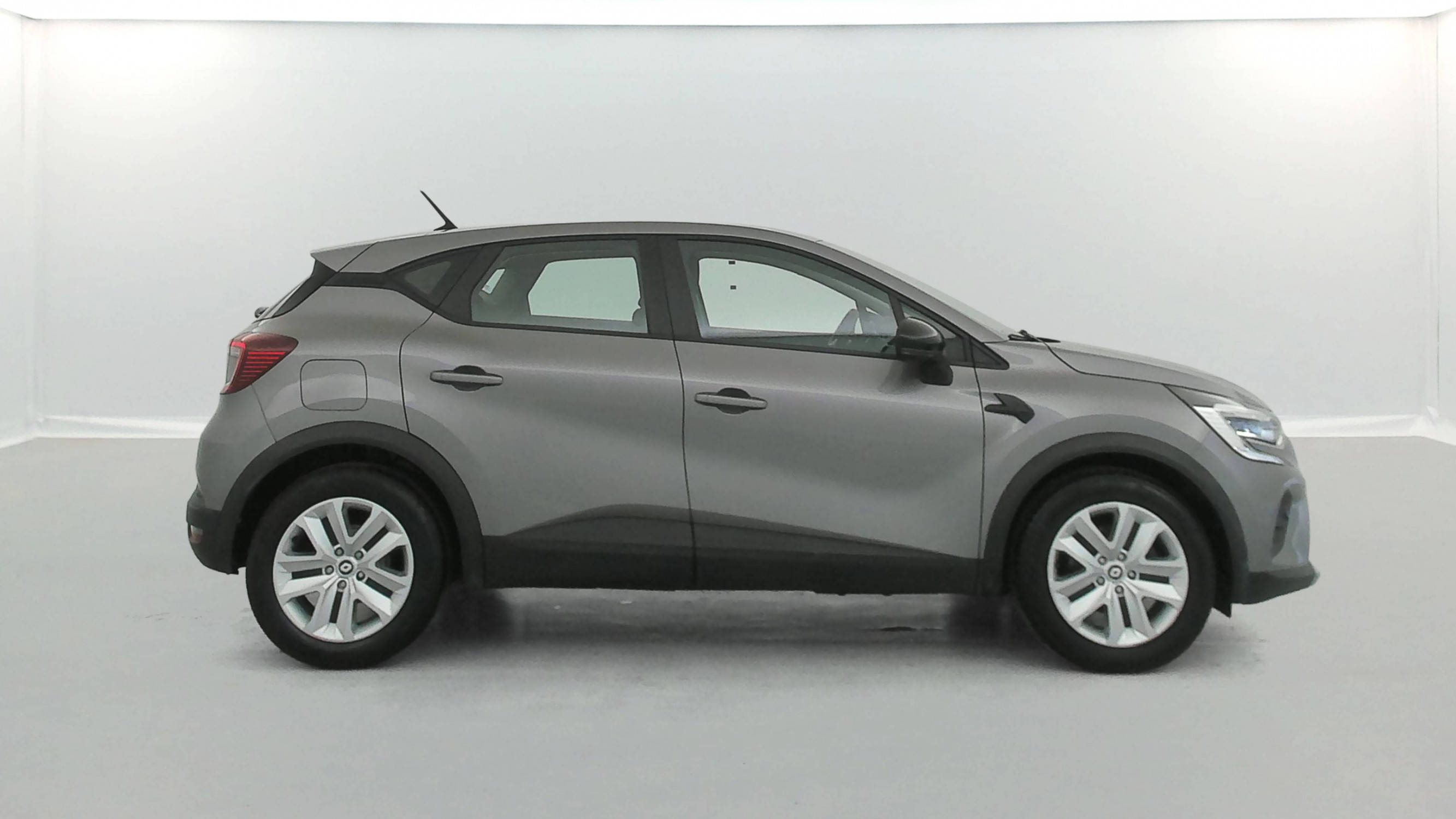 Vente en ligne Renault Captur  E-Tech 145 - 21 au prix de 16 980 €