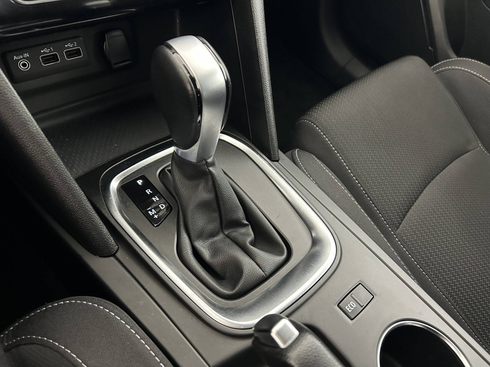 Vente en ligne Renault Megane 4 Mégane IV Berline Blue dCi 115 EDC - 21N au prix de 14 990 €