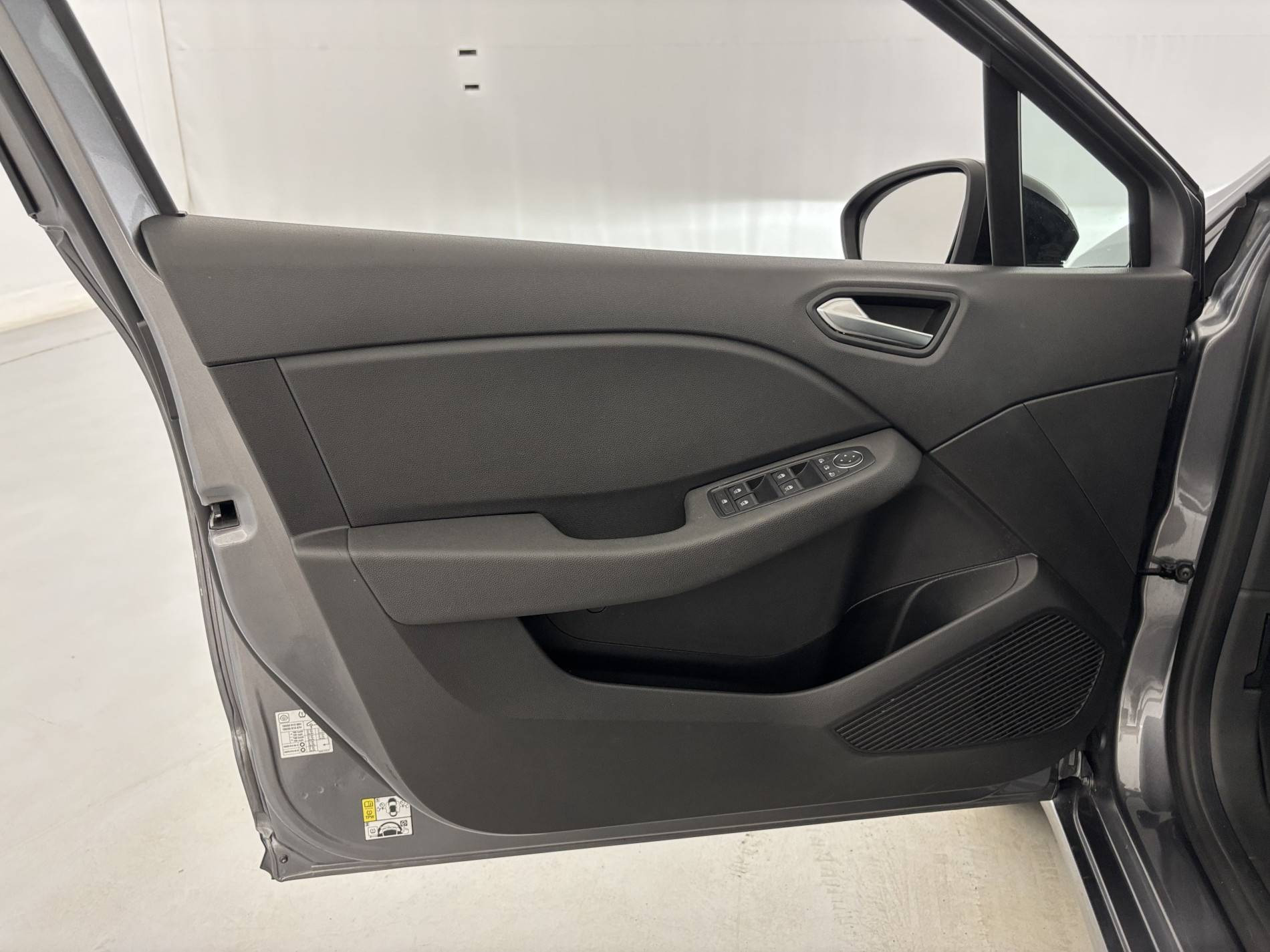 Vente en ligne Renault Clio 5 Clio TCe 90 au prix de 14 790 €