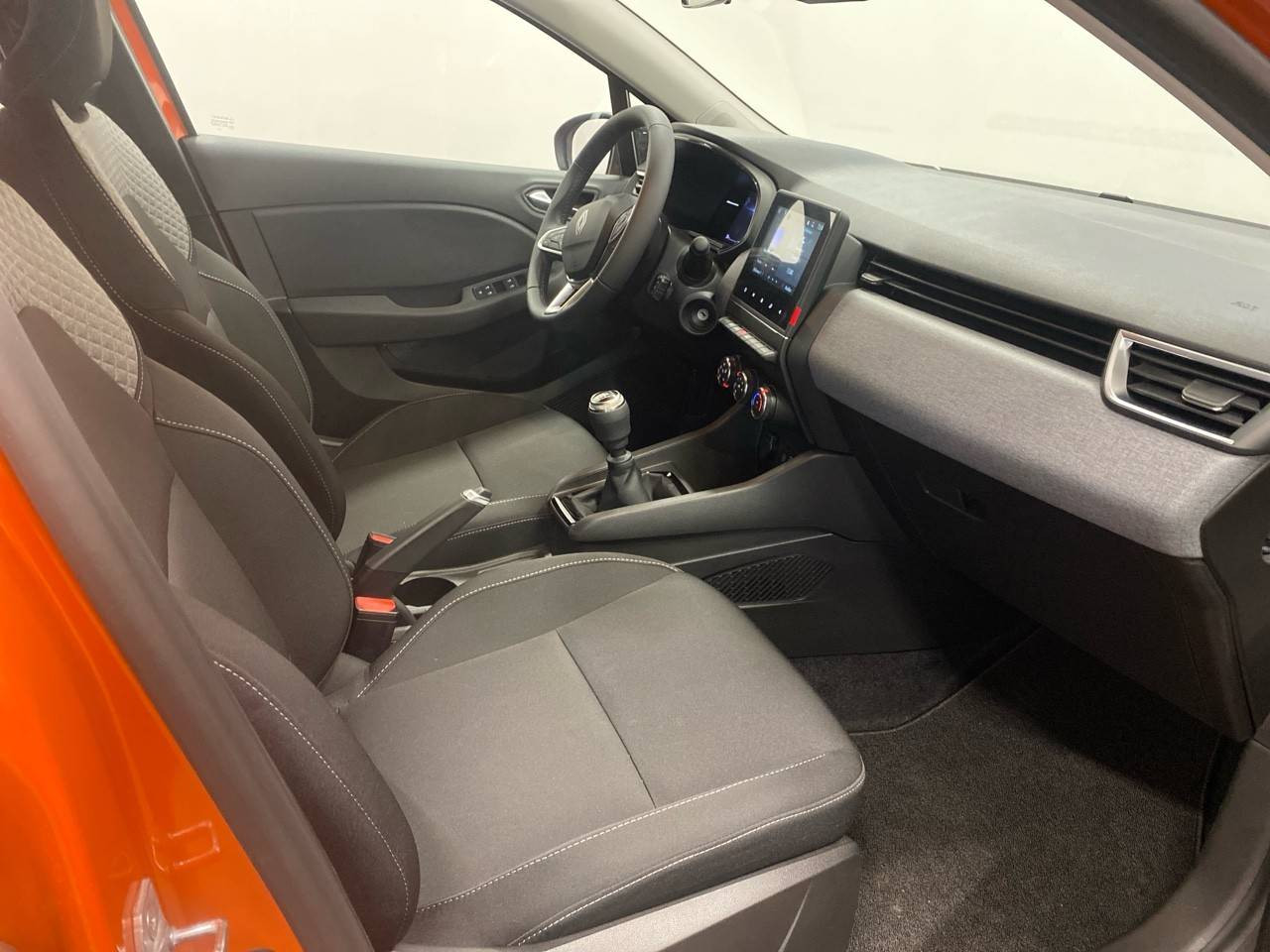 Vente en ligne Renault Clio 5 Clio Blue dCi 100 ch au prix de 18 790 €