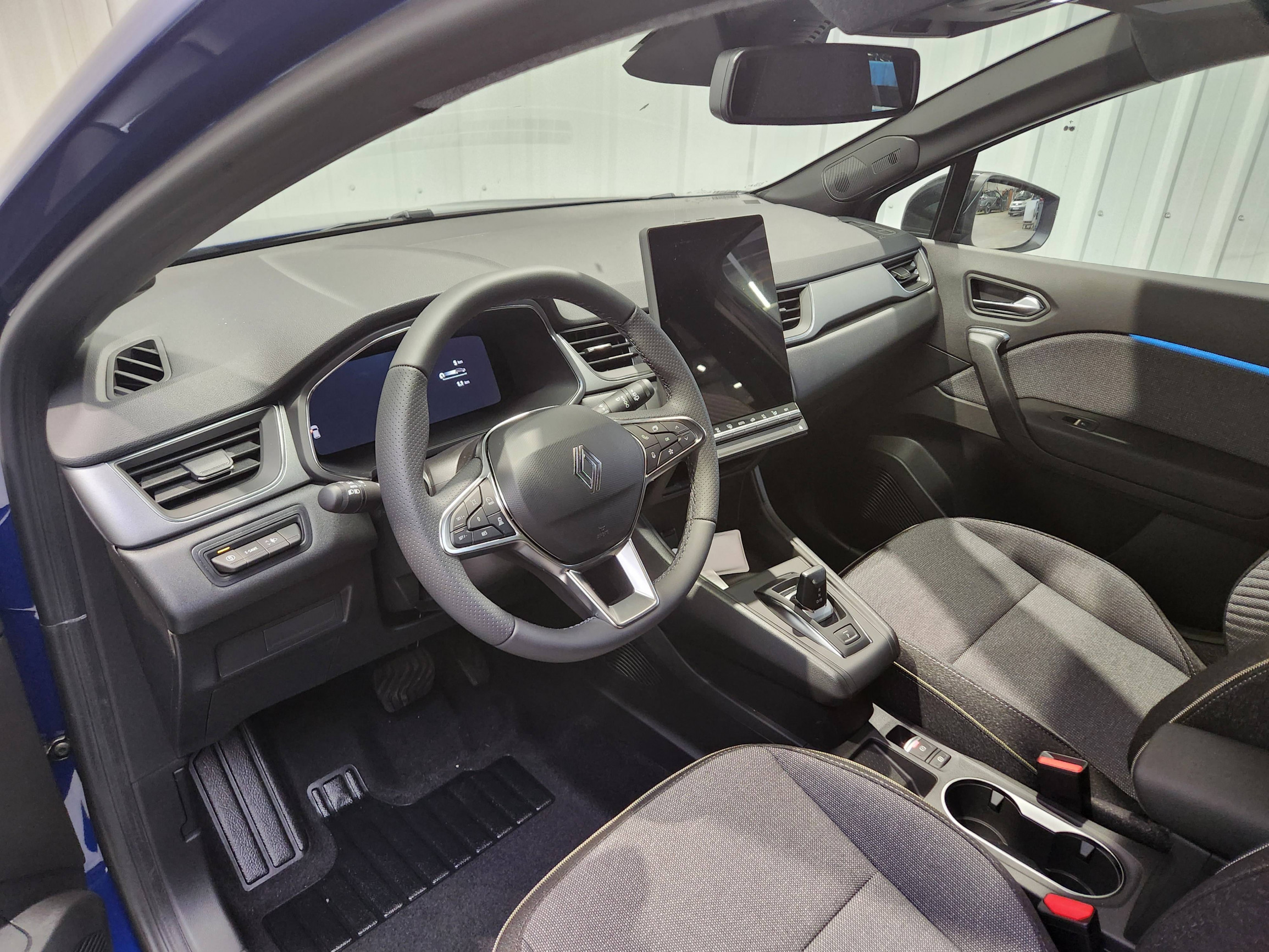 Vente en ligne Renault Captur  E-Tech full hybrid 160 ch au prix de 29 550 €