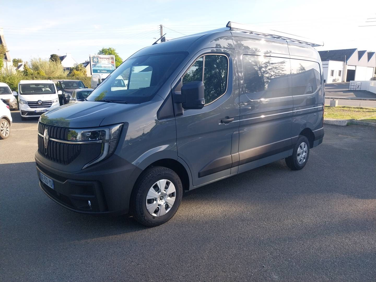 Renault Master Fourgon MASTER FG BLUE DCI 170 L2H2 3T5 TR AUTO occasion de 2025 en vente à Concarneau