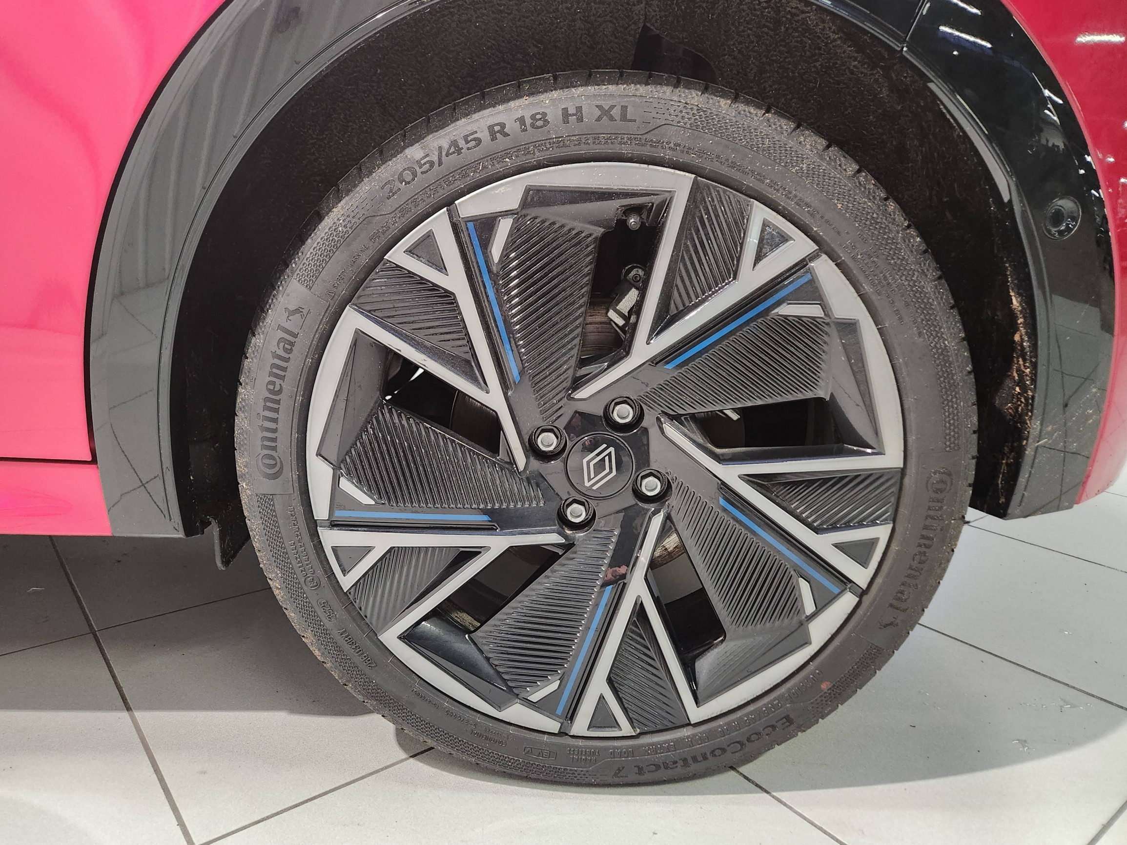 Vente en ligne Renault Clio 6 Clio E-Tech full hybrid 160 ch au prix de 27 690 €