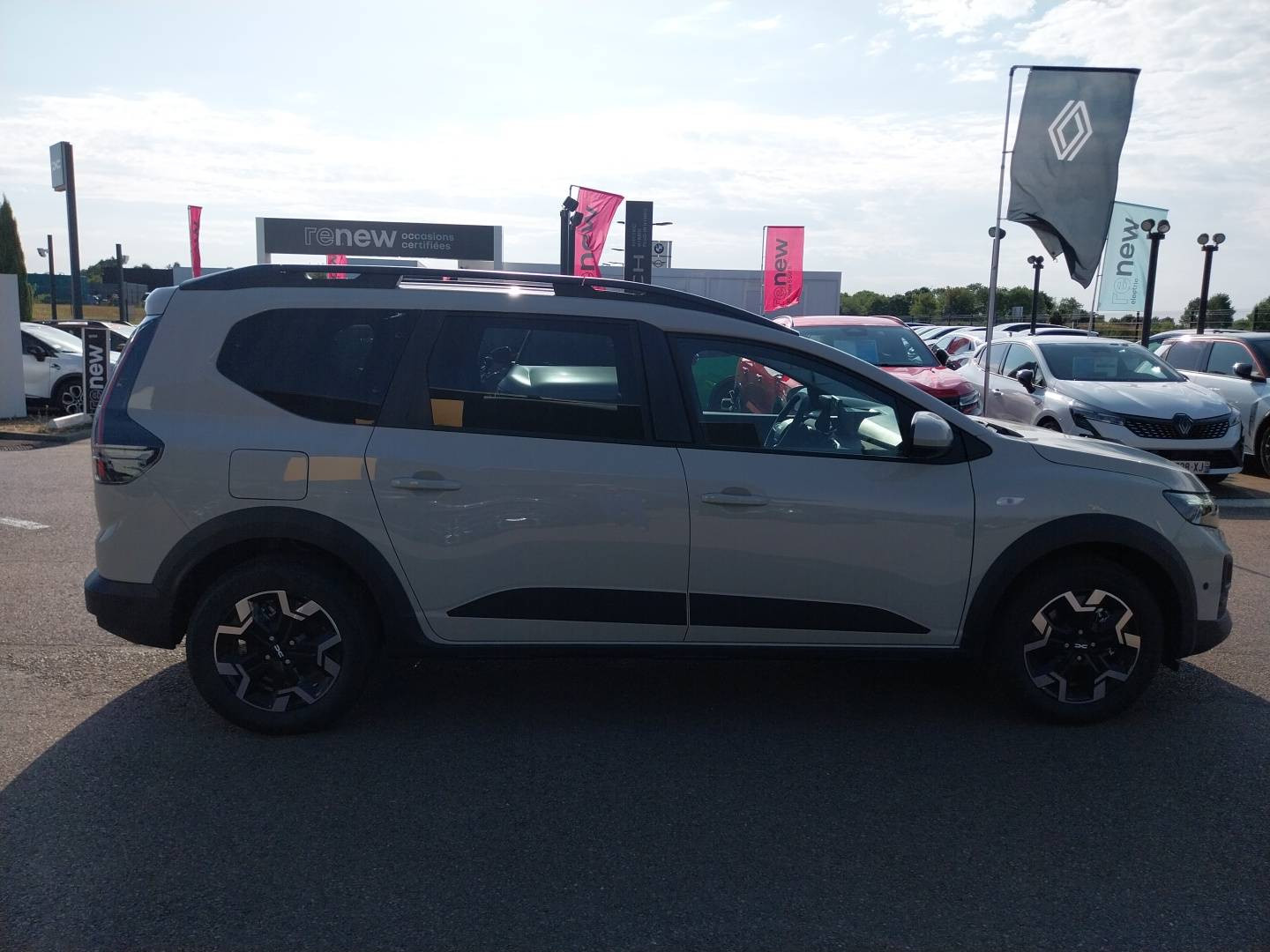 Vente en ligne Dacia Jogger Jogger ECO-G 120 auto 7 pl au prix de 25 350 €