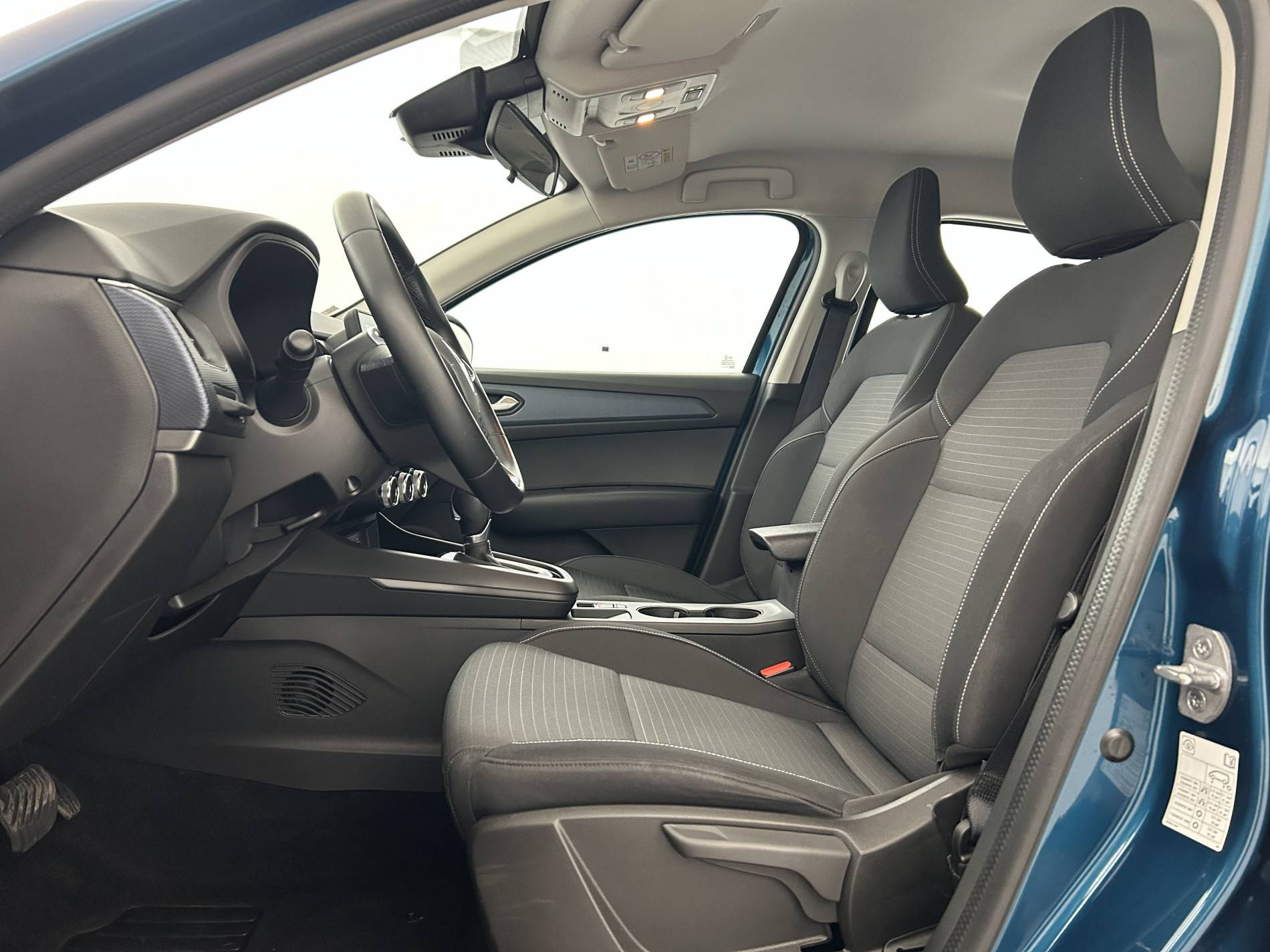 Vente en ligne Renault Arkana  E-Tech hybride 145 - 22 au prix de 18 790 €