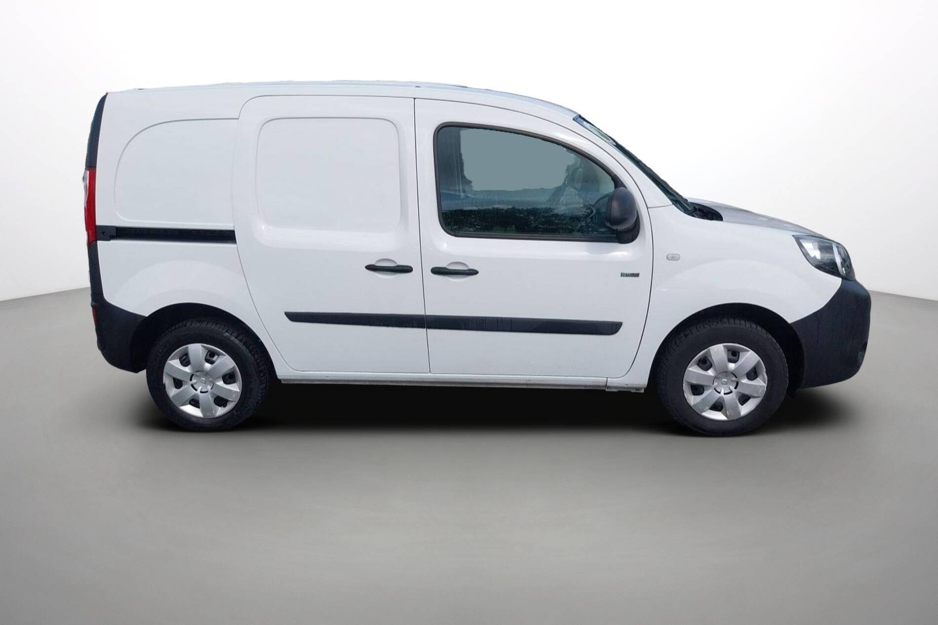 Vente en ligne Renault Kangoo E-Tech KANGOO ELECTRIQUE ACHAT INTEGRAL au prix de 12 990 €